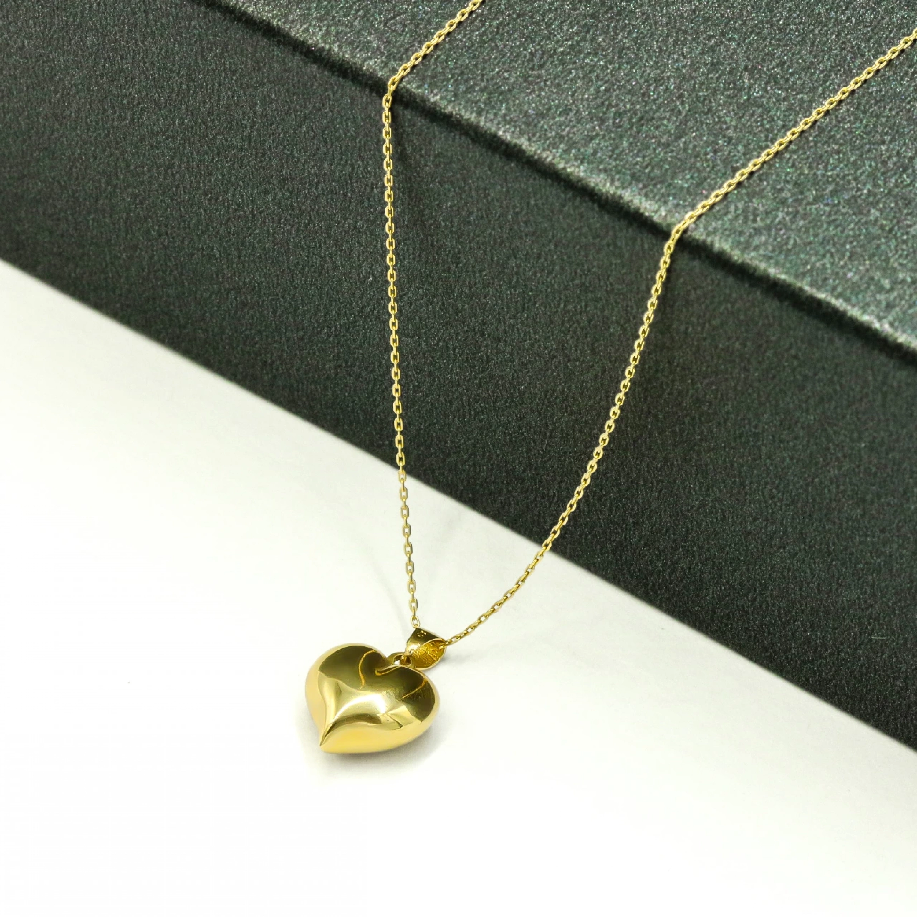 Kalp 14 Ayar Altın Kolye