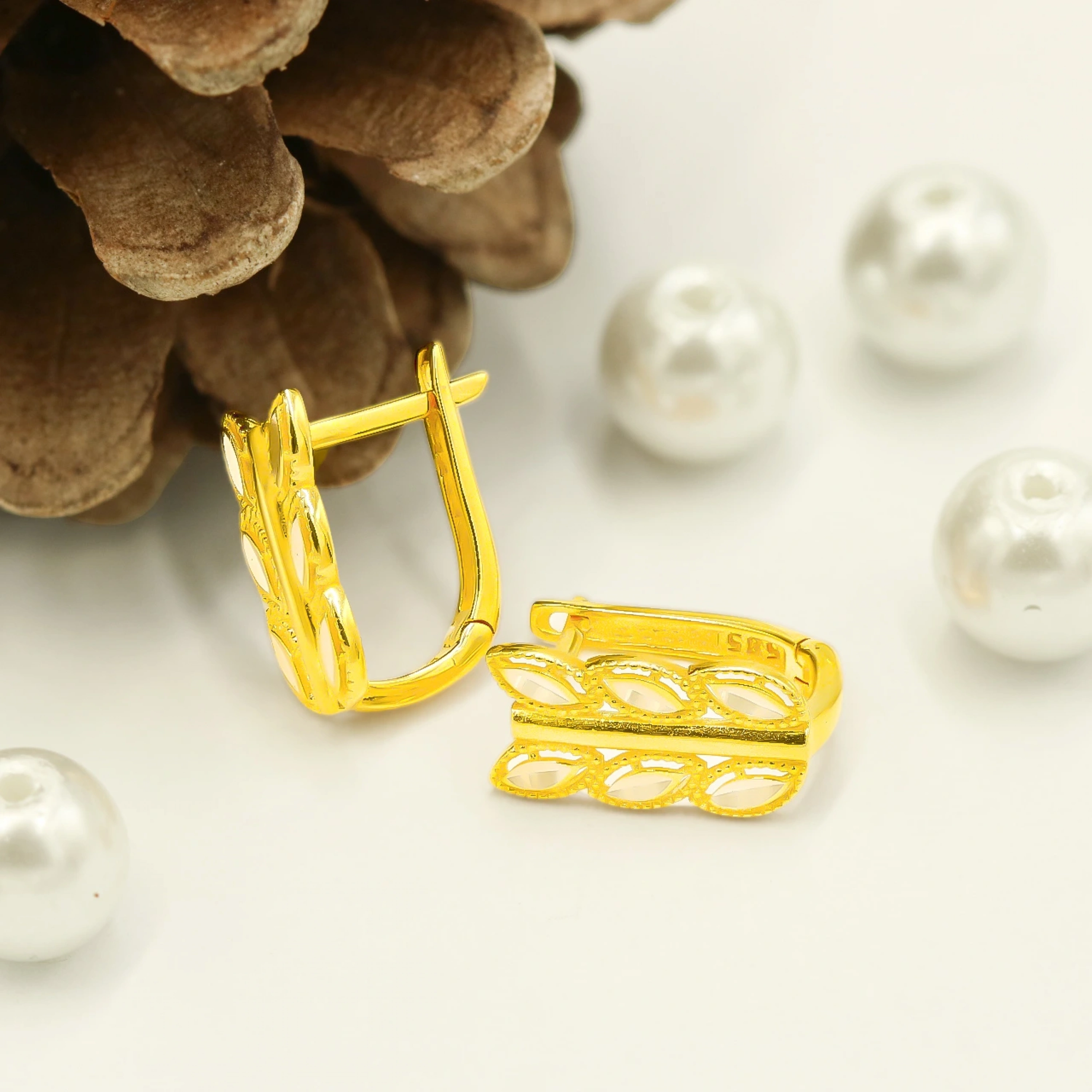 Başak 14 Ayar Klipsli Altın Küpe