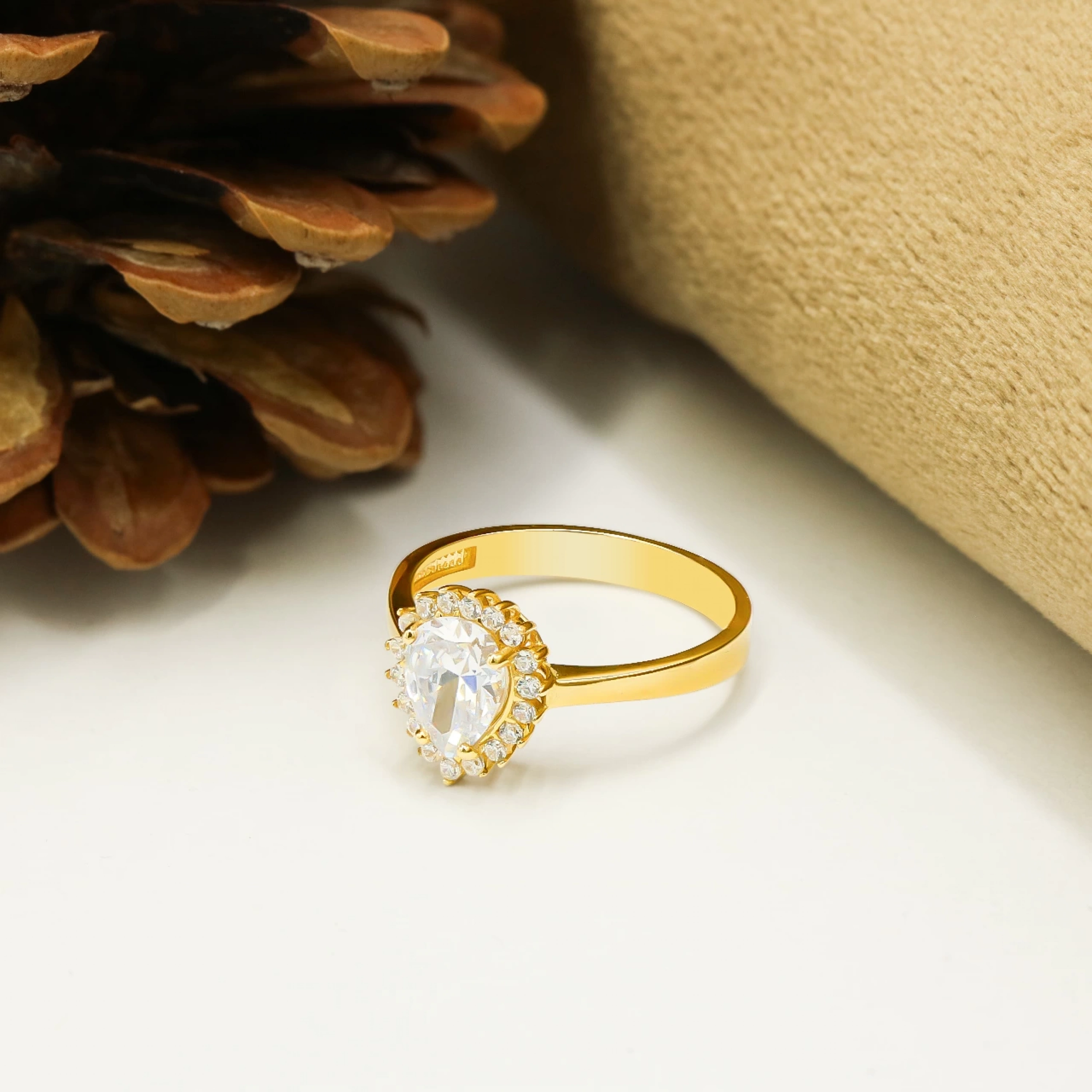 Damla 14 Ayar Altın Yüzük