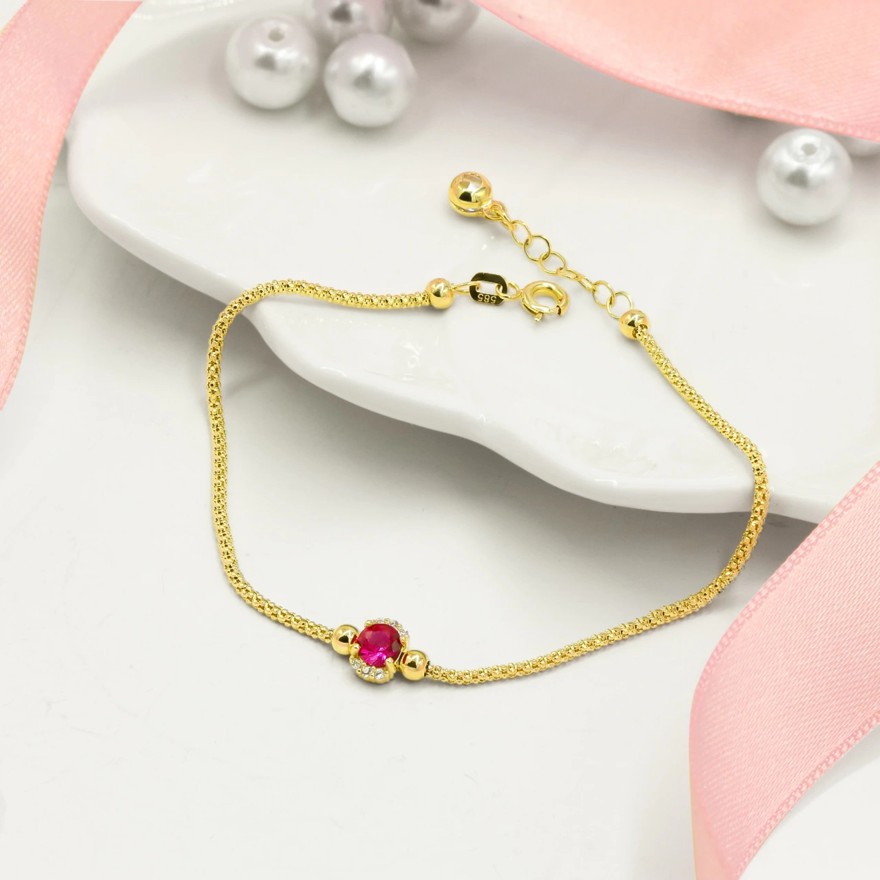 Kırmızı Taşlı 14 Ayar Altın Bileklik