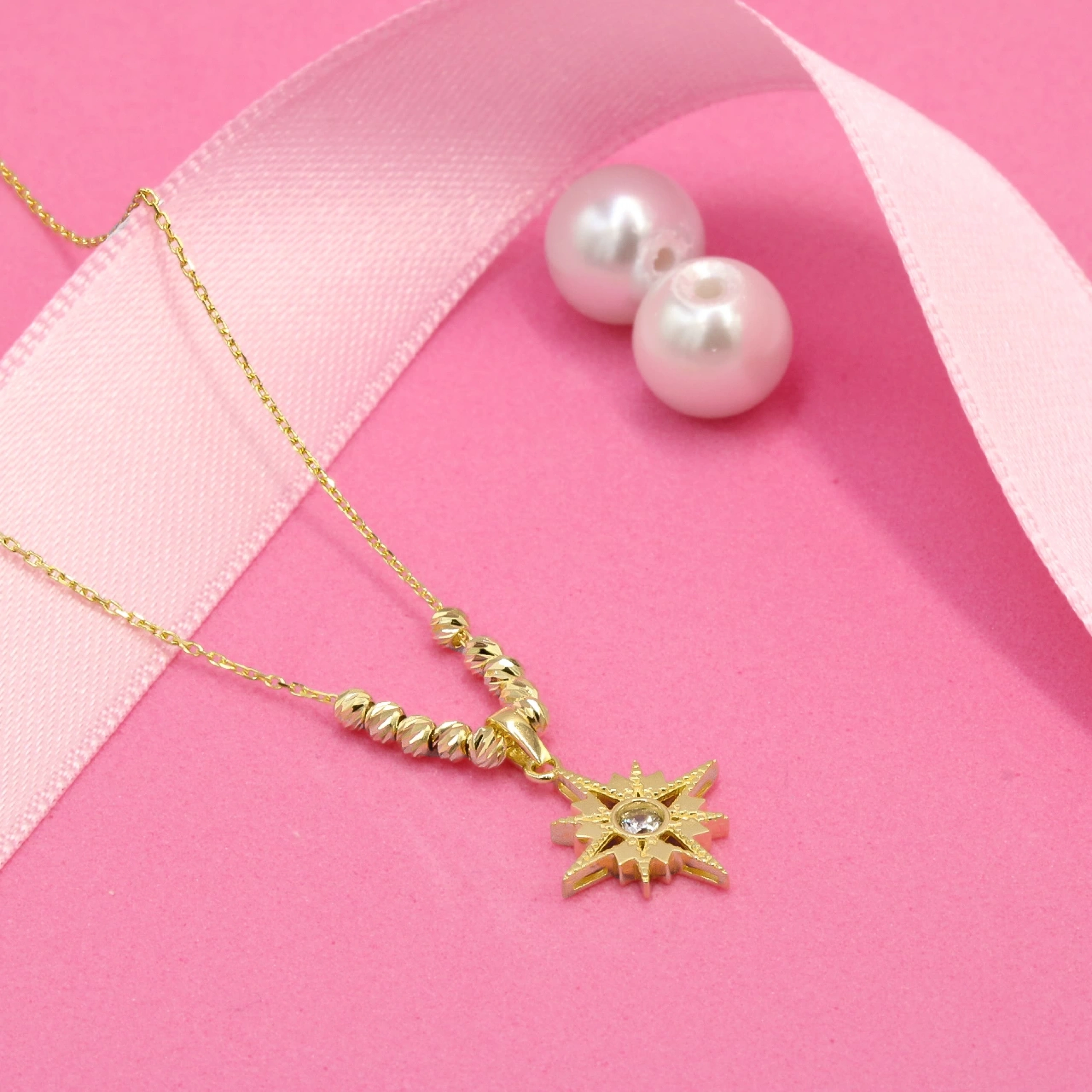 Kutup Yıldızı 8 Ayar Altın Kolye