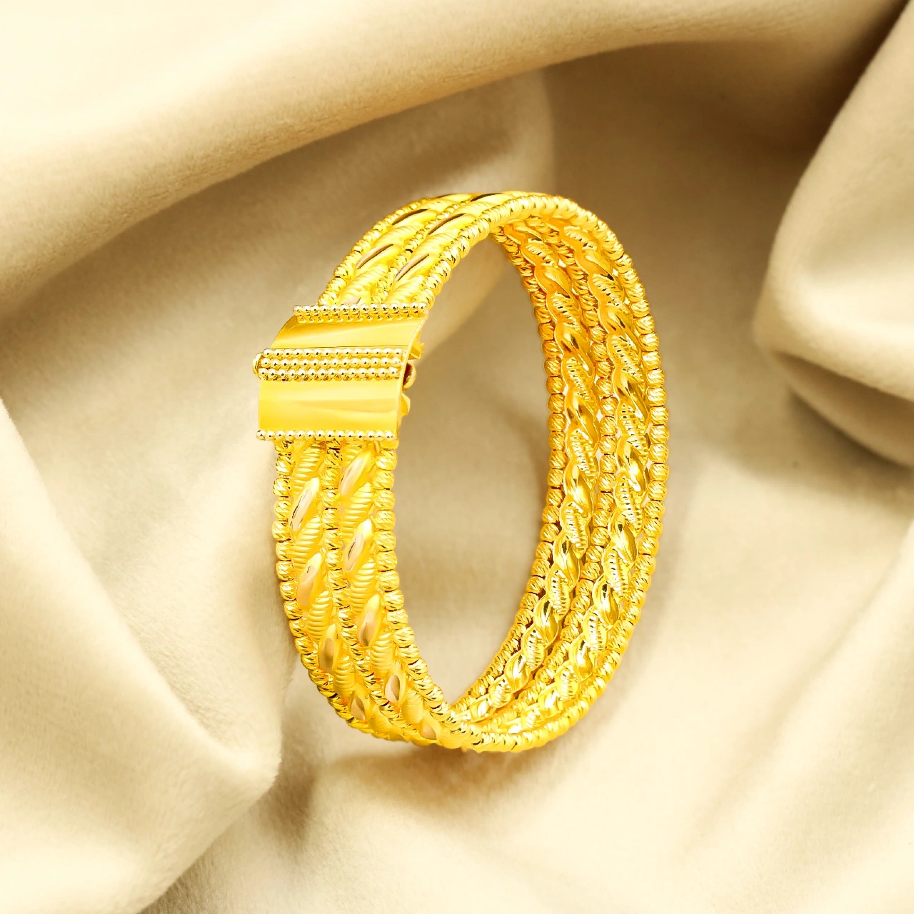 Mevlana Burmalı Dorikalı 14 Ayar Kelepçe Bilezik