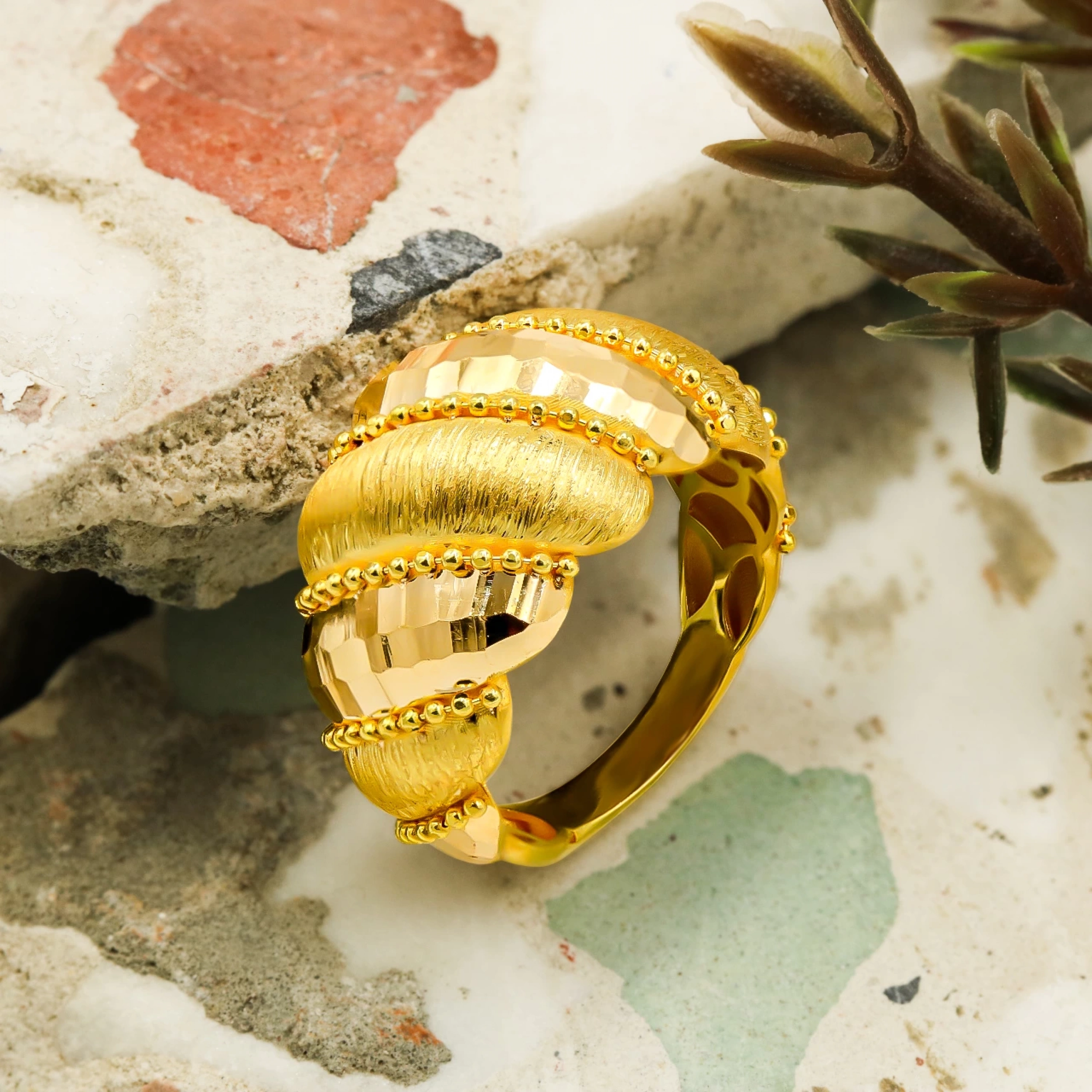 Dorika Toplu Burgu 22 Ayar Altın Yüzük