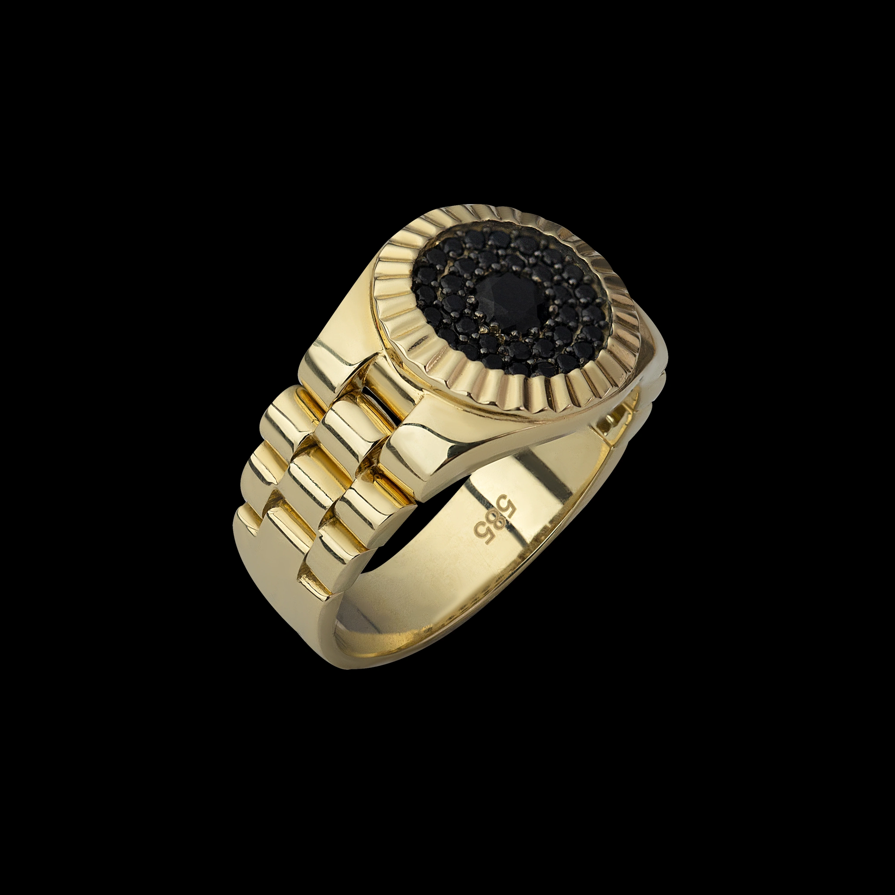 Oval Kesim Siyah Taşlı 14 Ayar Altın Yüzük