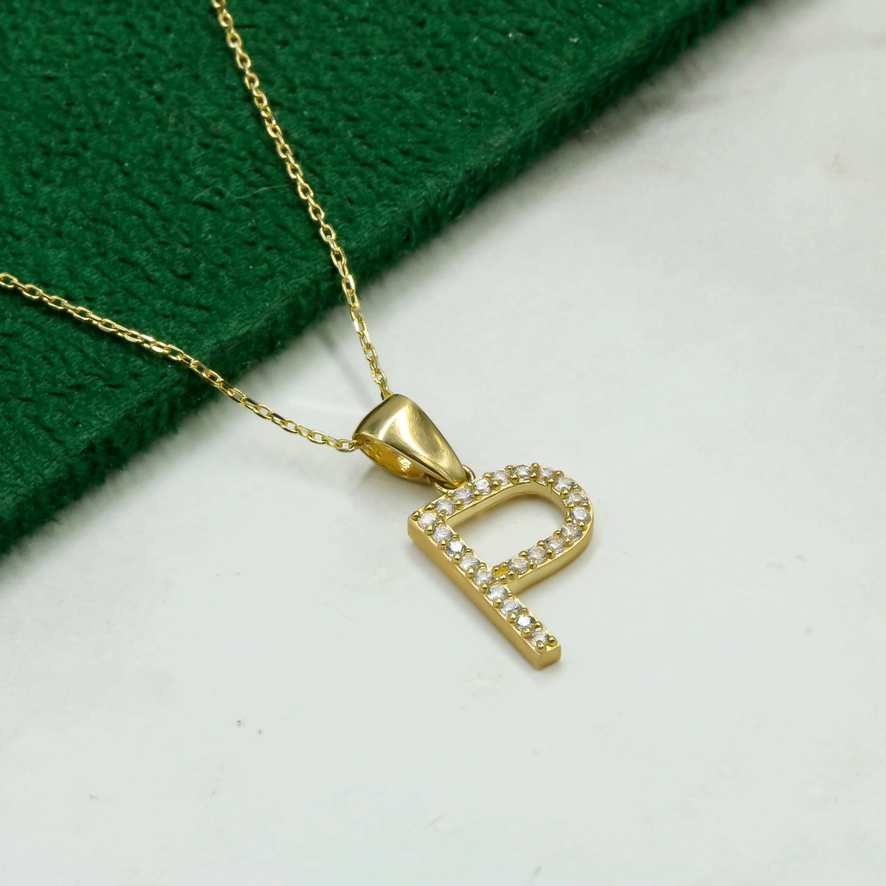 P Harfi 14 Ayar Altın Kolye Ucu