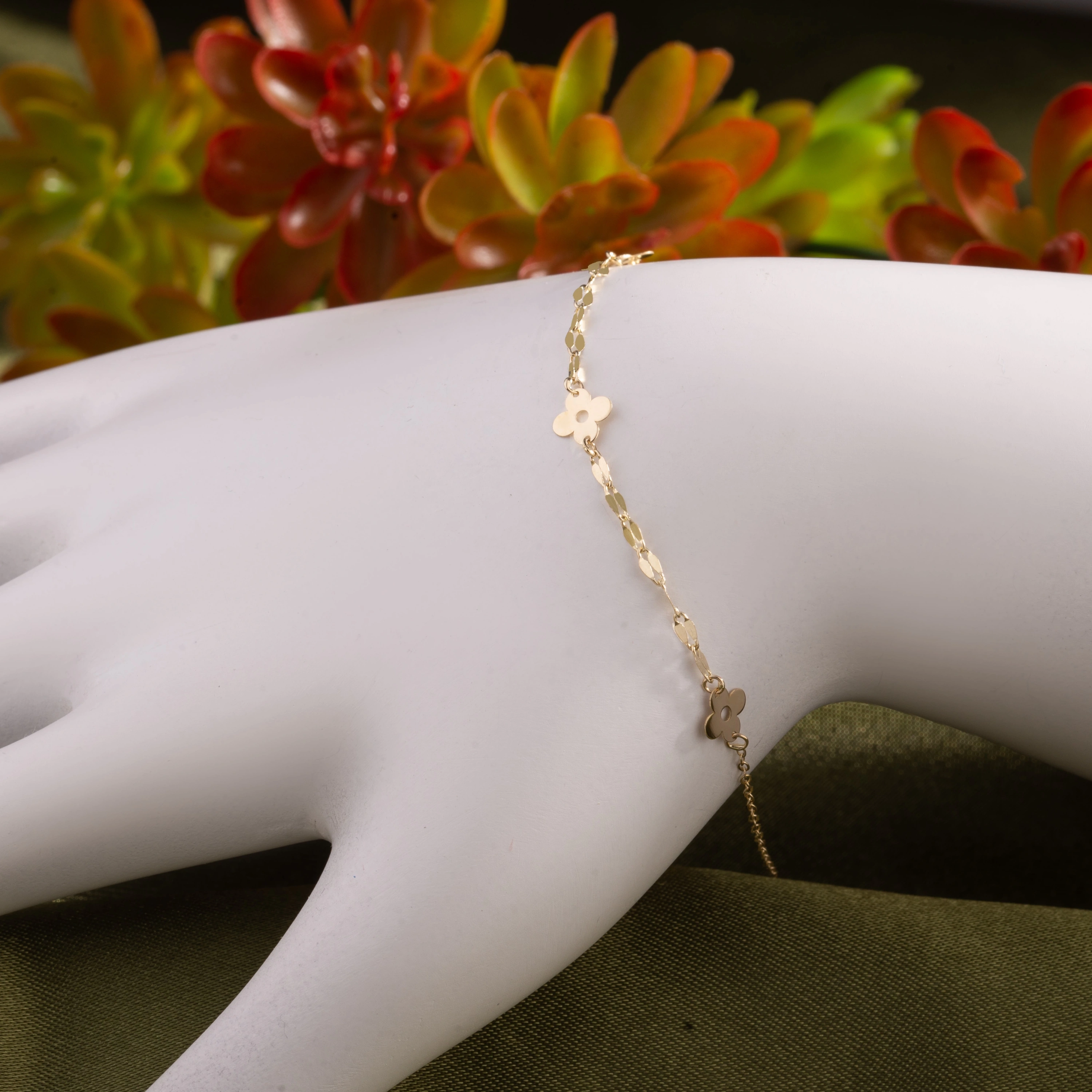 Papatya Figürlü 14 Ayar Altın Bileklik