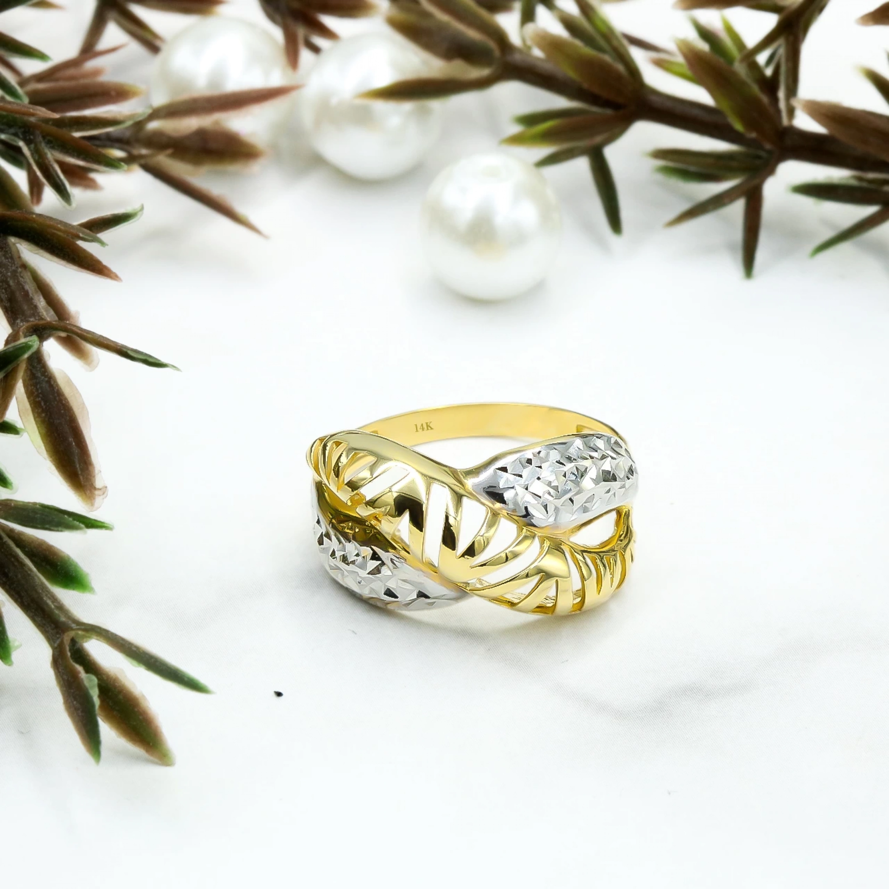 Parçalı Model 14 Ayar Altın Yüzük