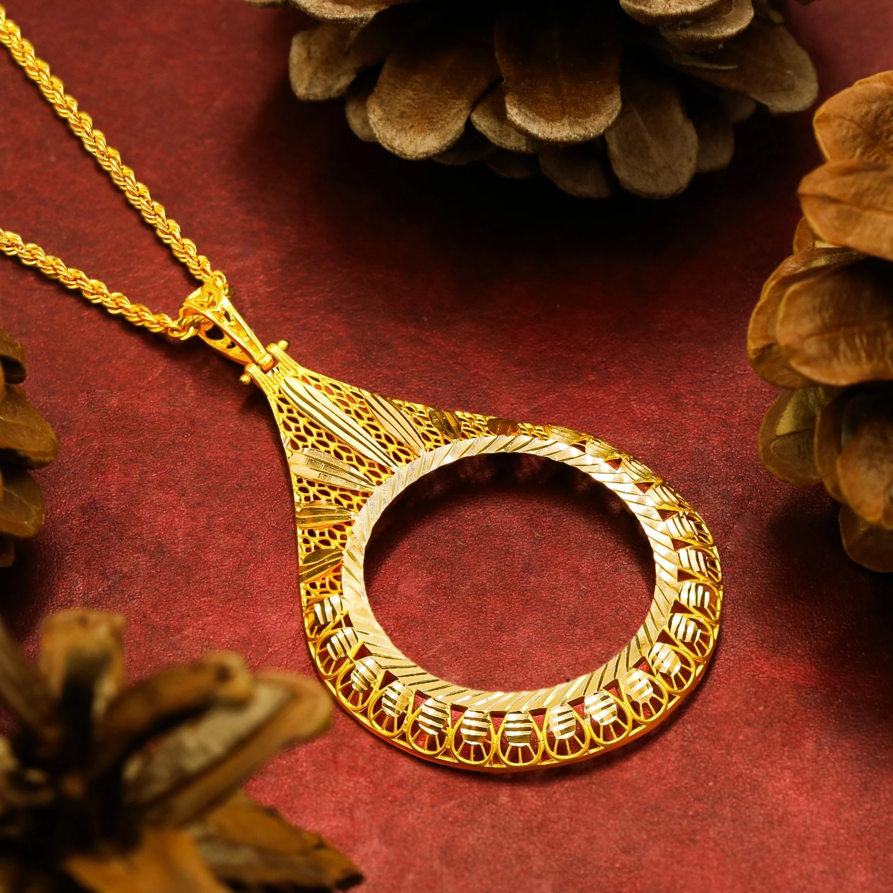 14 Ayar Tam Altın Çerçeve