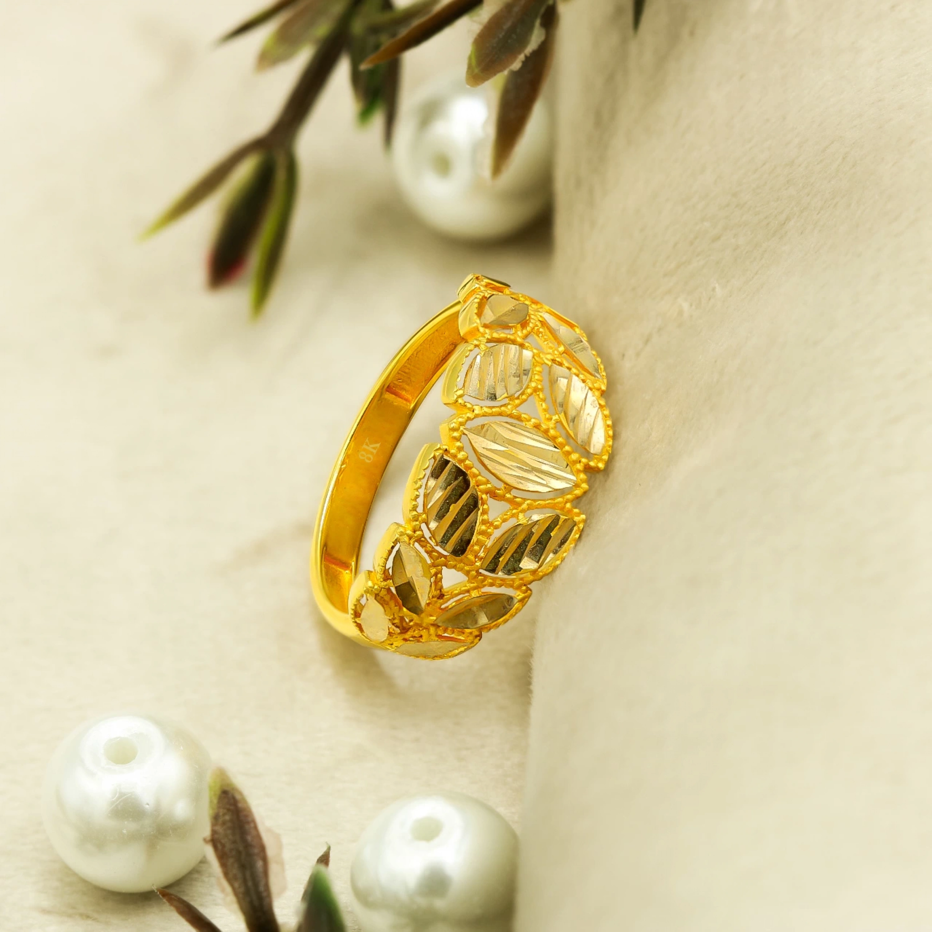 Pullu 8 Ayar Altın Yüzük