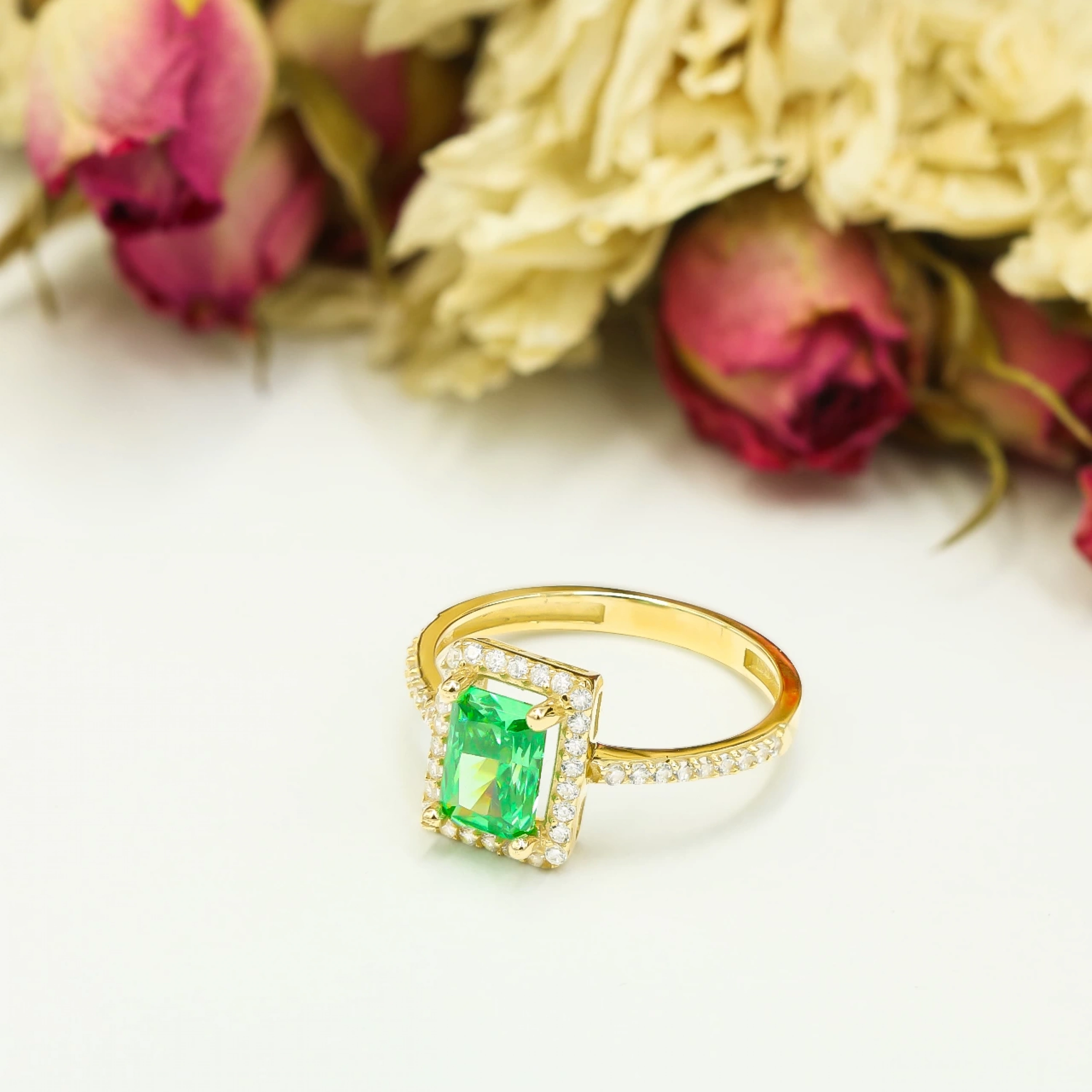 Renkli Taşlı 14 Ayar Altın Yüzük