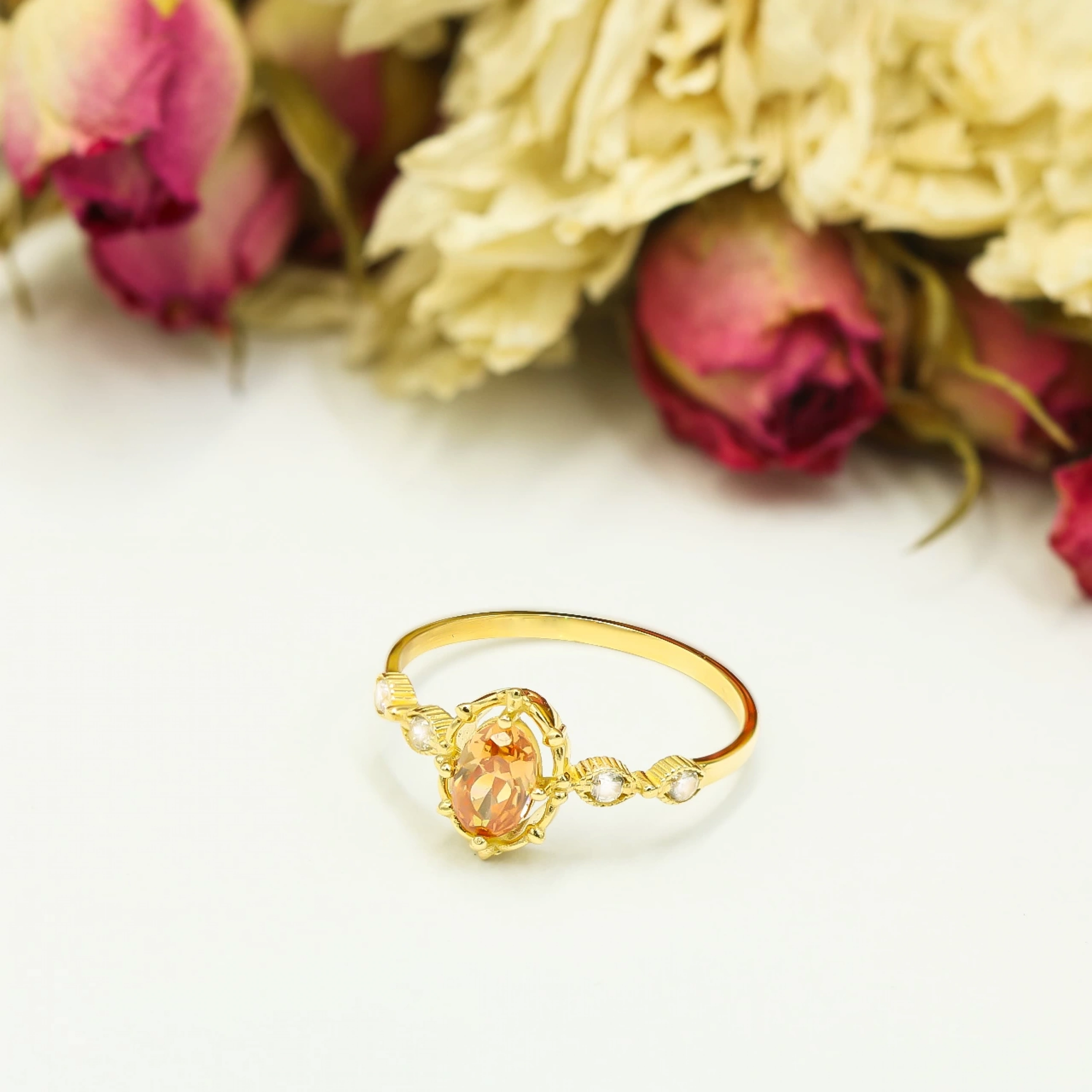 Renkli Taşlı 14 Ayar Altın Yüzük