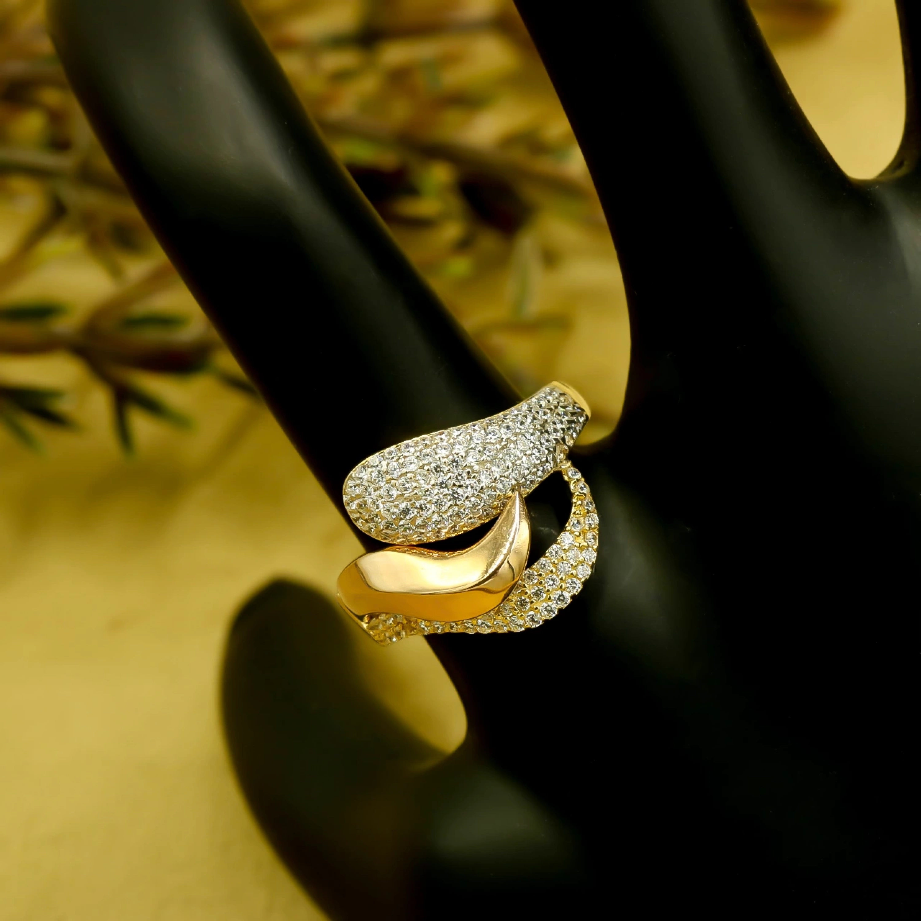 Salyangoz Model 14 Ayar Altın Yüzük