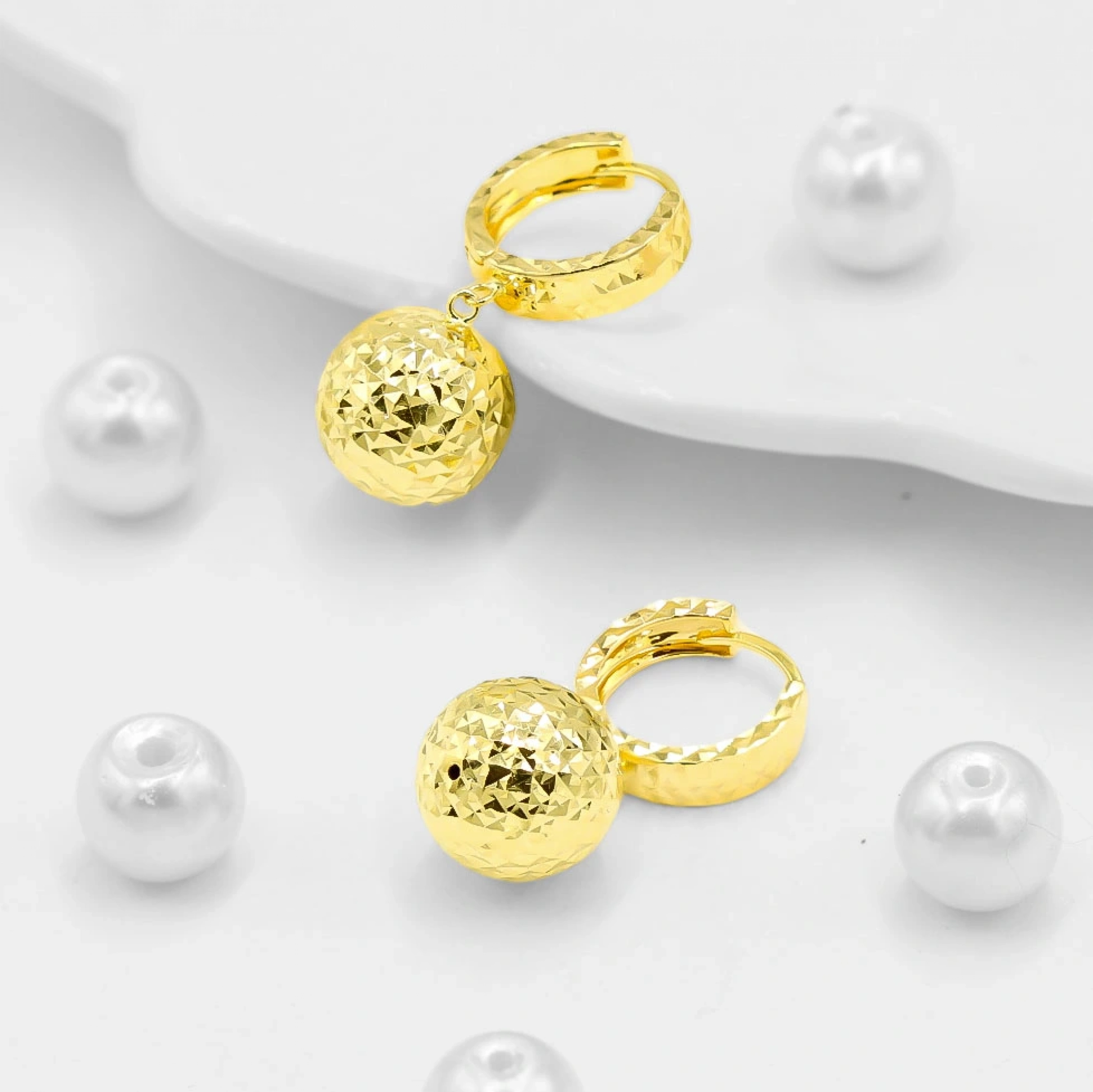 Toplu 14 Ayar Klipsli Altın Küpe