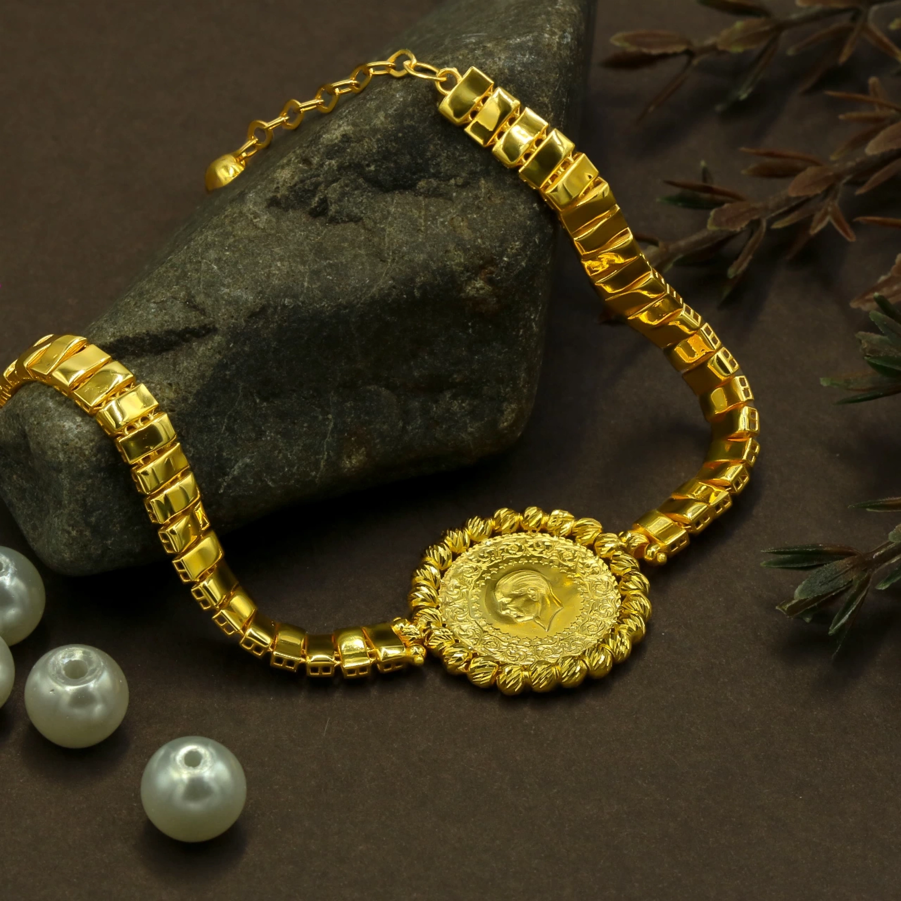 Sultan Model Çeyrekli 14 Ayar Altın Bileklik