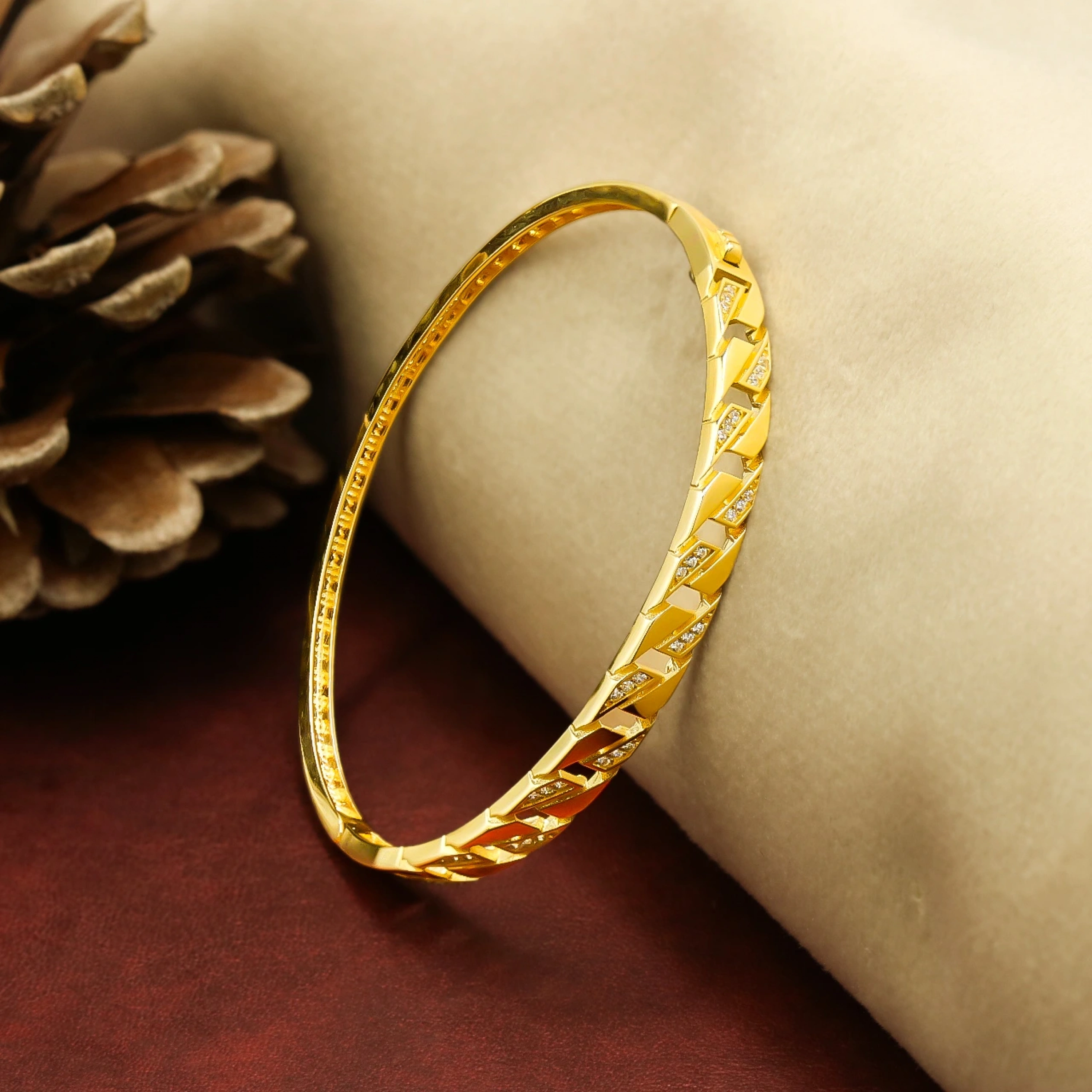 Tasarım 14 Ayar Kelepçe Bilezik