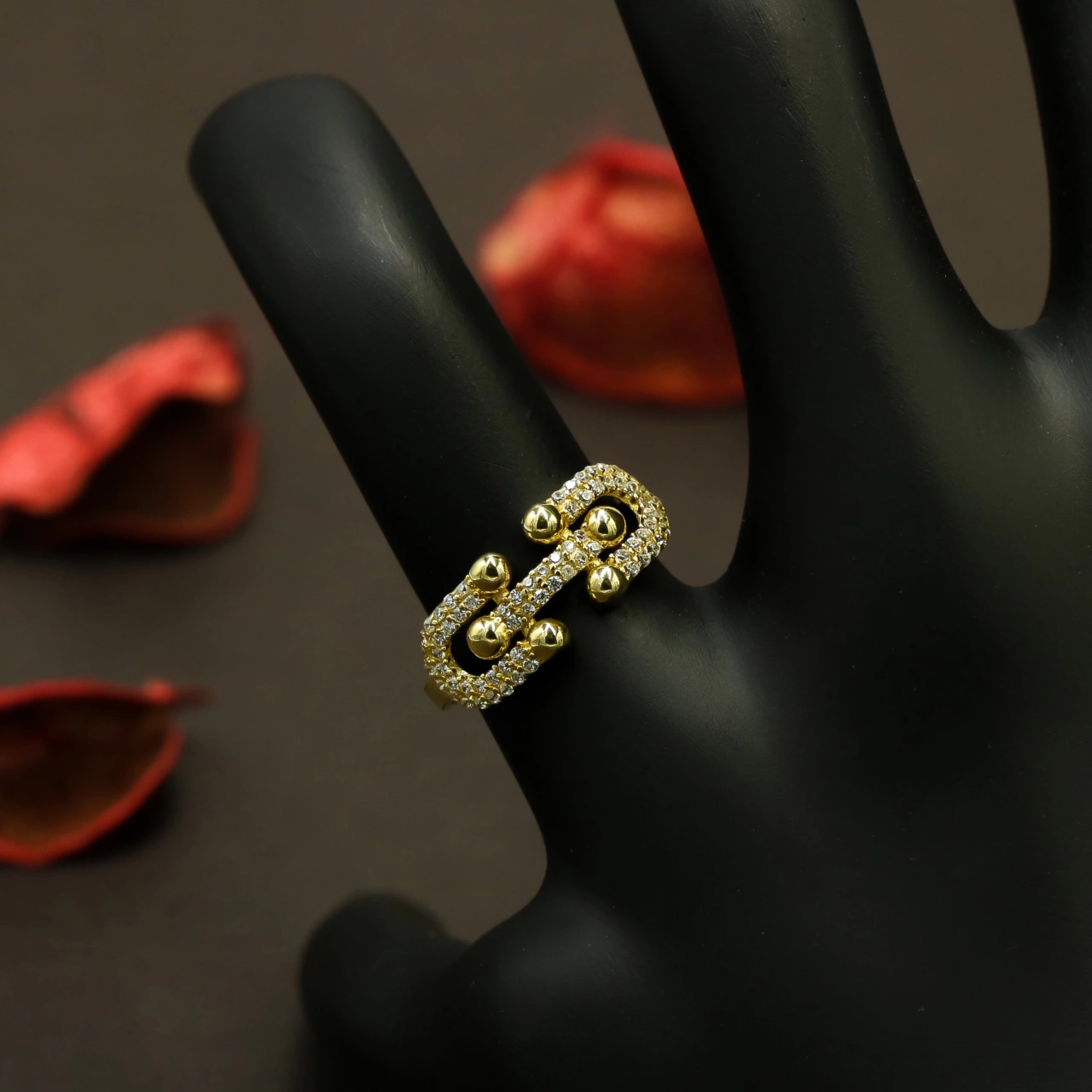 Taşlı Fantezi Model 14 Ayar Altın Yüzük