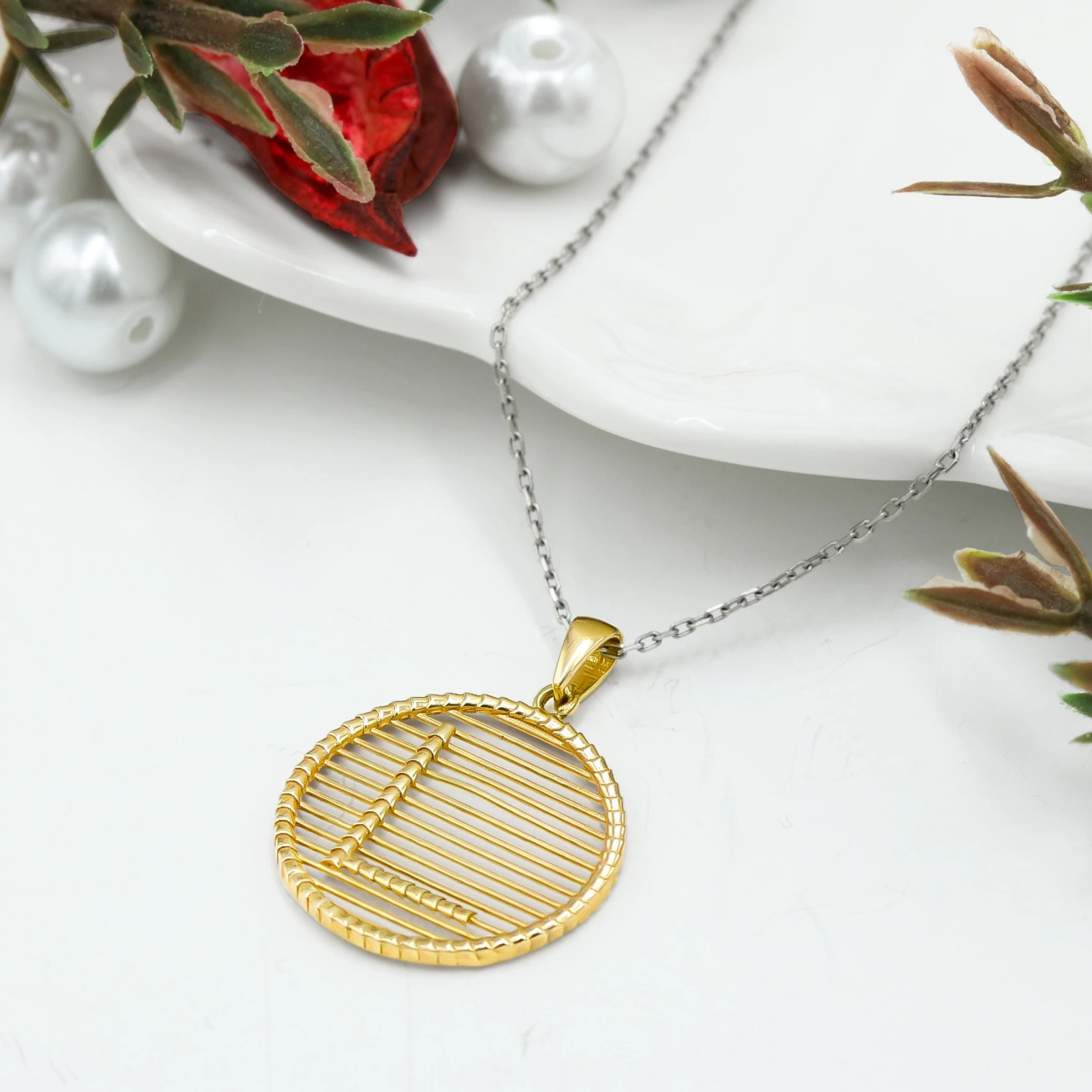 Nostaljik L Harfi 8 Ayar Kolye Ucu