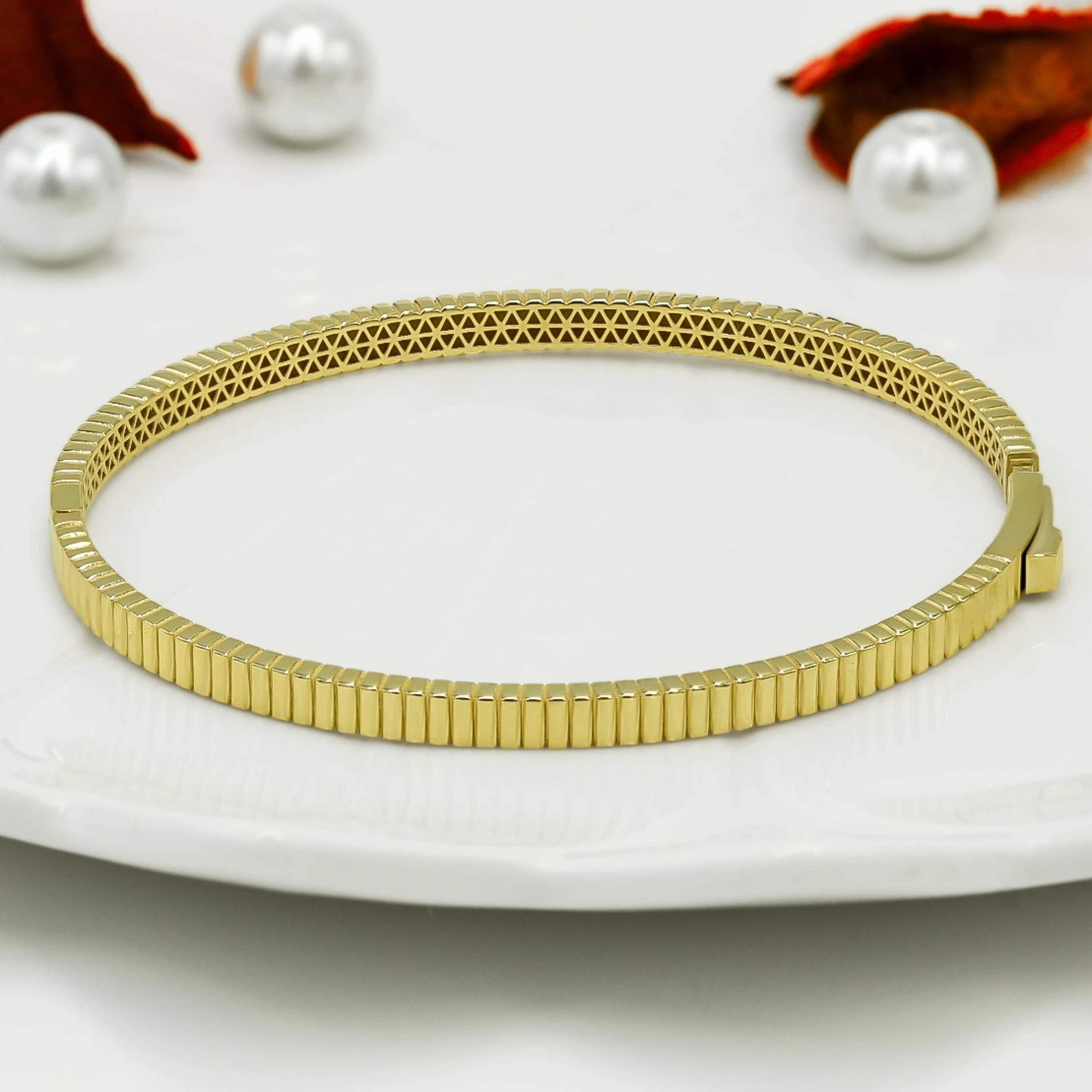 Tırtıl Desenli 14 Ayar Kelepçe Bilezik