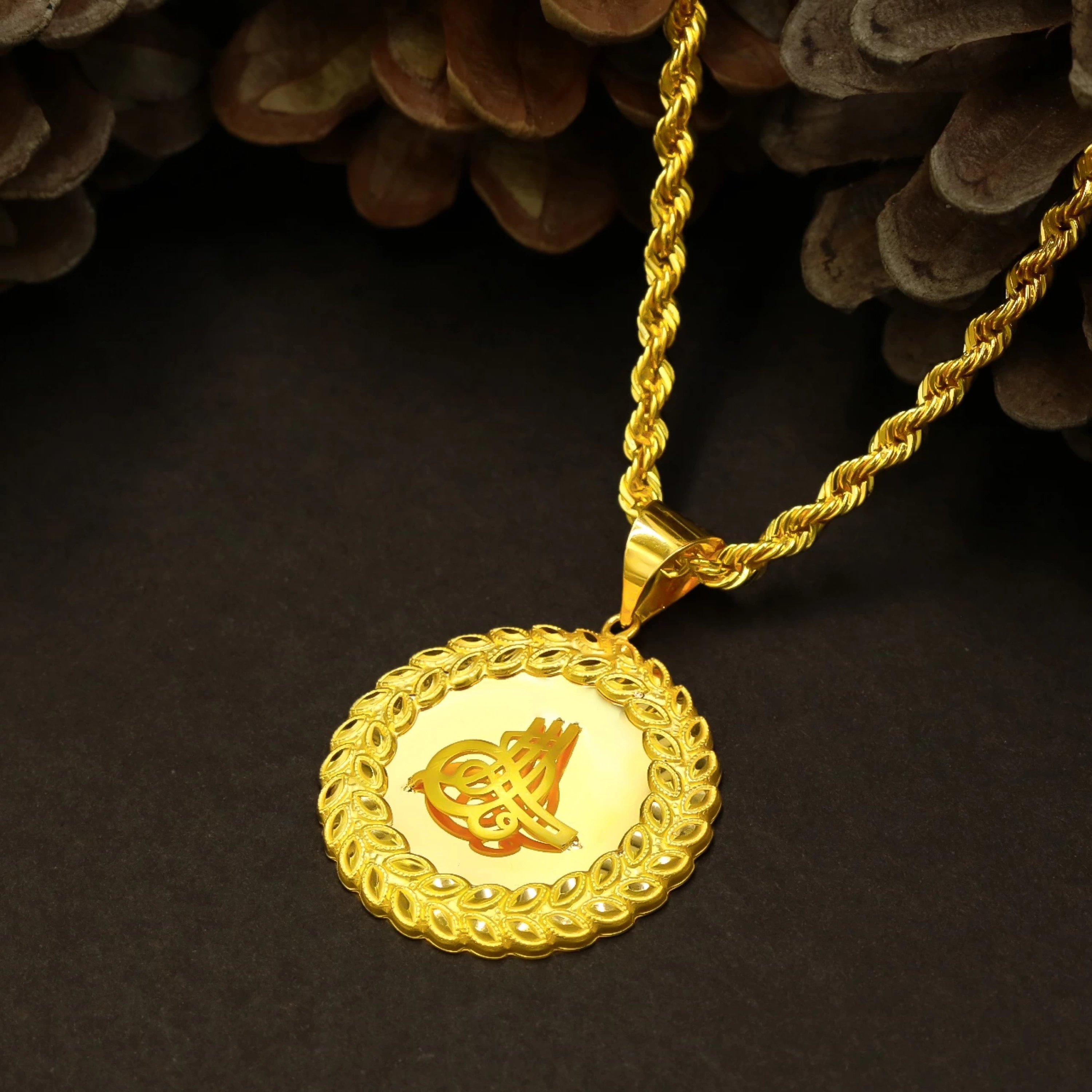 Aynalı Tuğralı 22 Ayar Altın Kolye Ucu