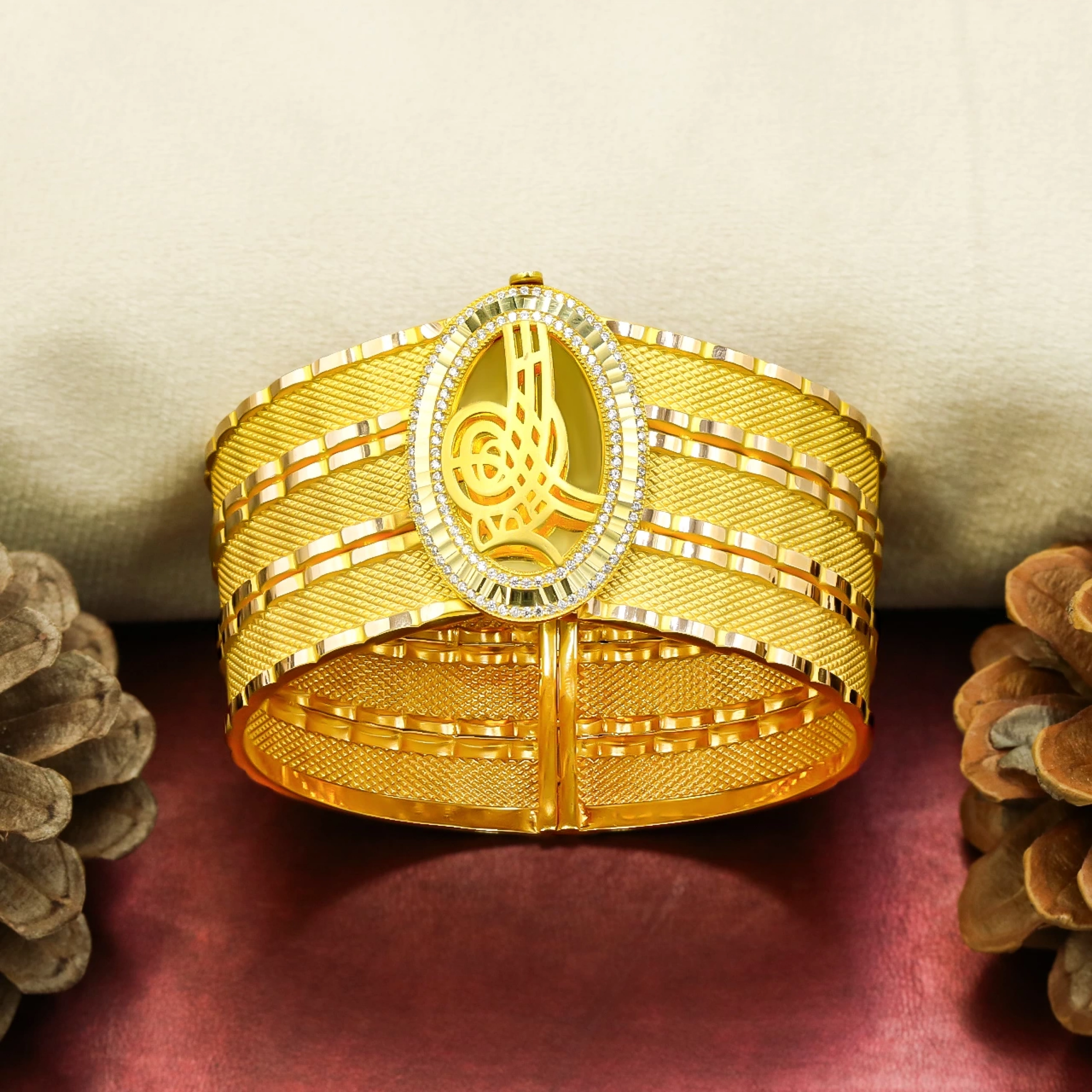 Tuğralı 14 Ayar Kelepçe Bilezik