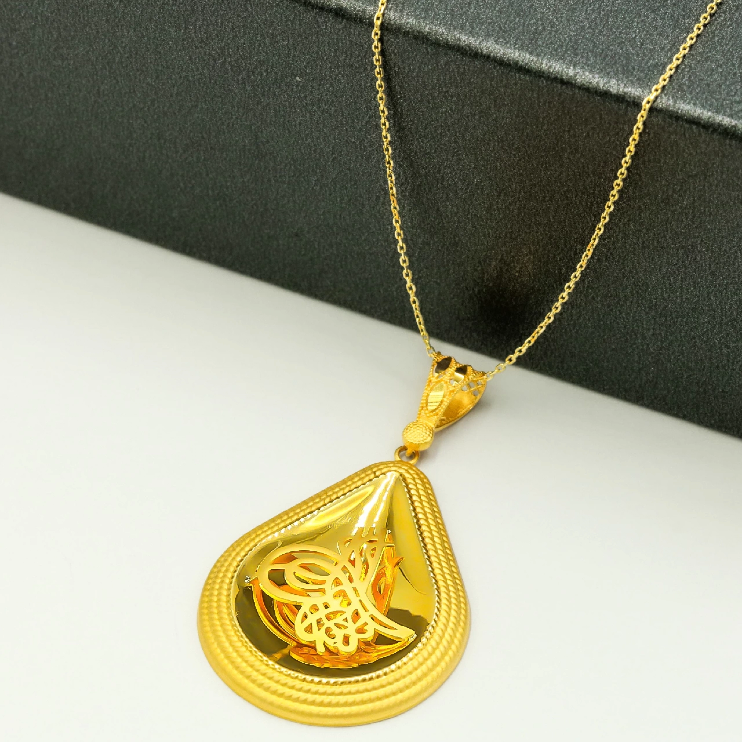 Tuğralı 22 Ayar Altın Kolye Ucu