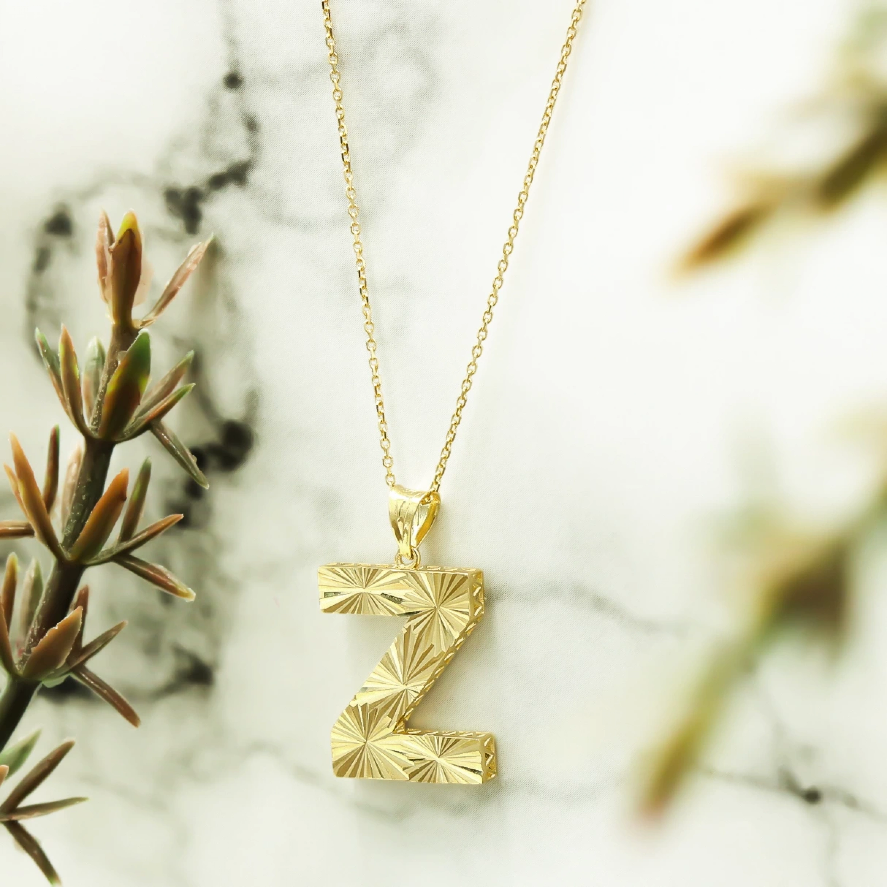 Üç Boyutlu 14 Ayar Altın Harf Kolye