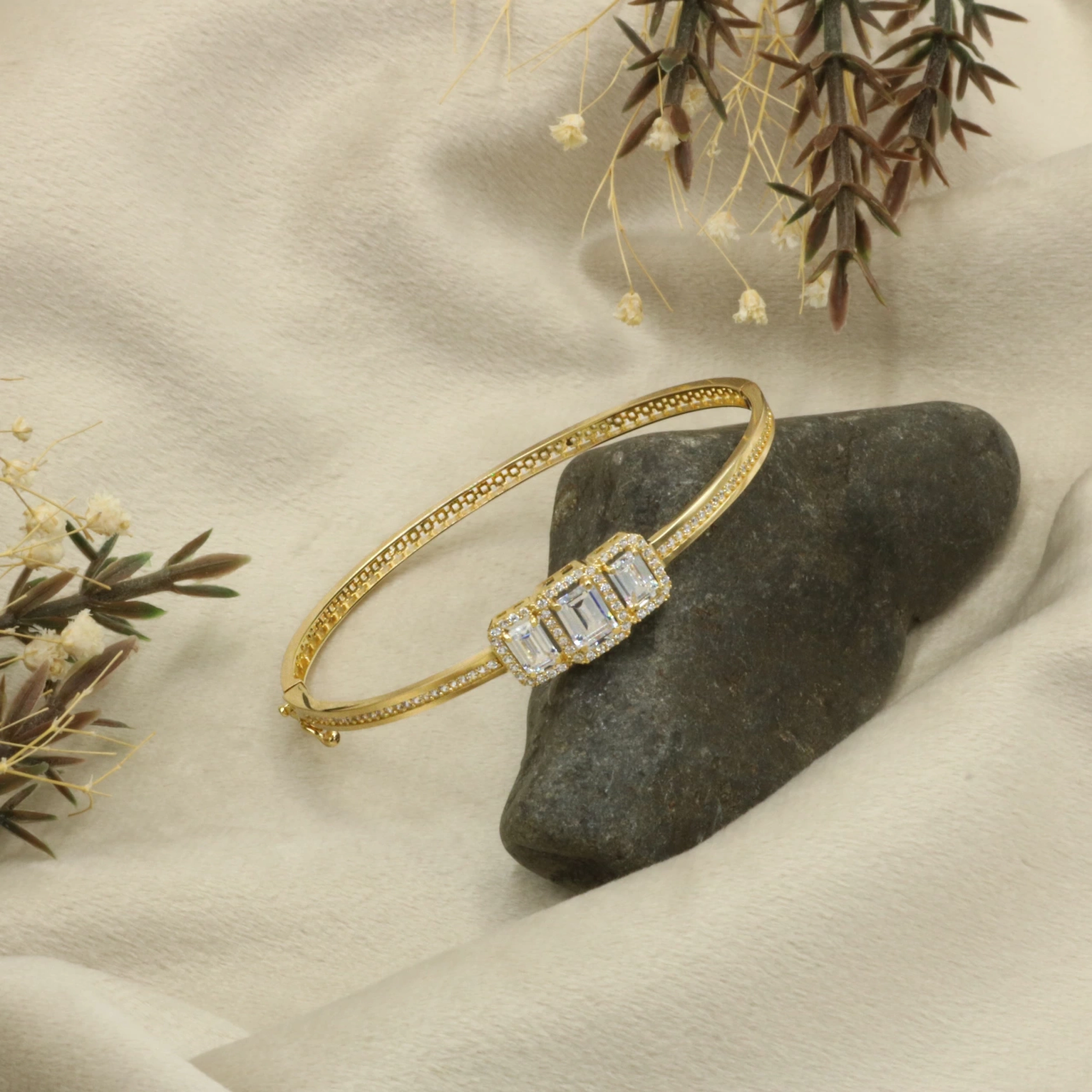 Üçlü Baget 8 Ayar Kelepçe Bilezik