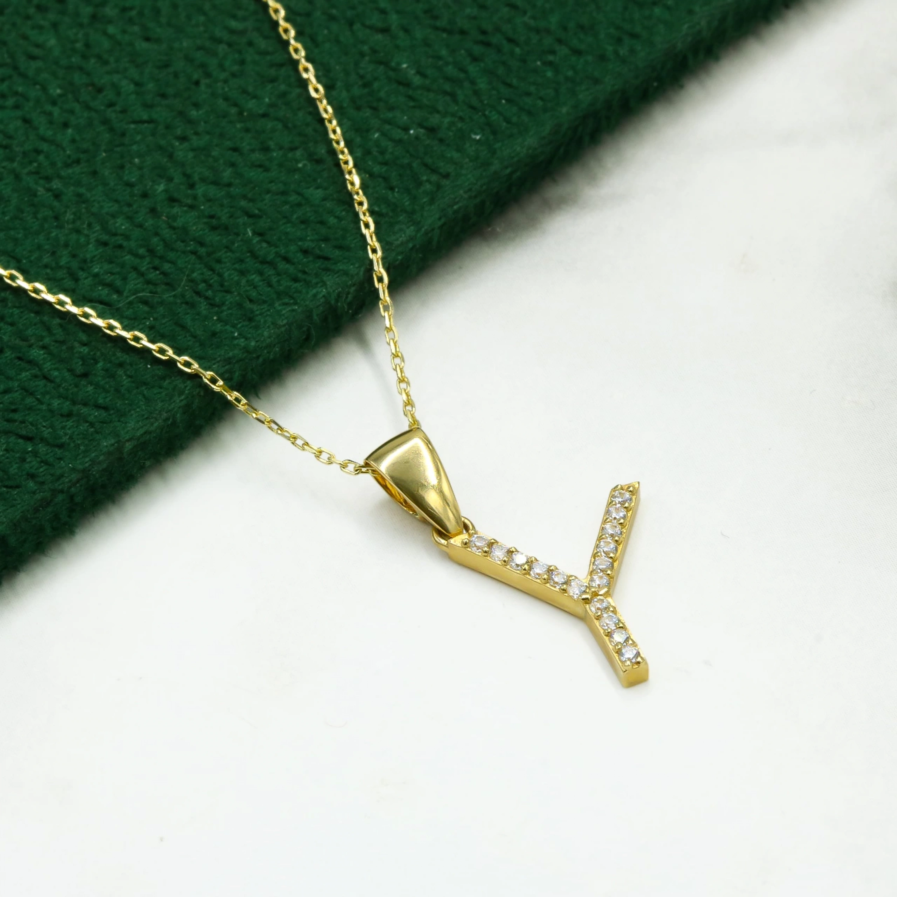 Y Harfi 14 Ayar Altın Kolye Ucu