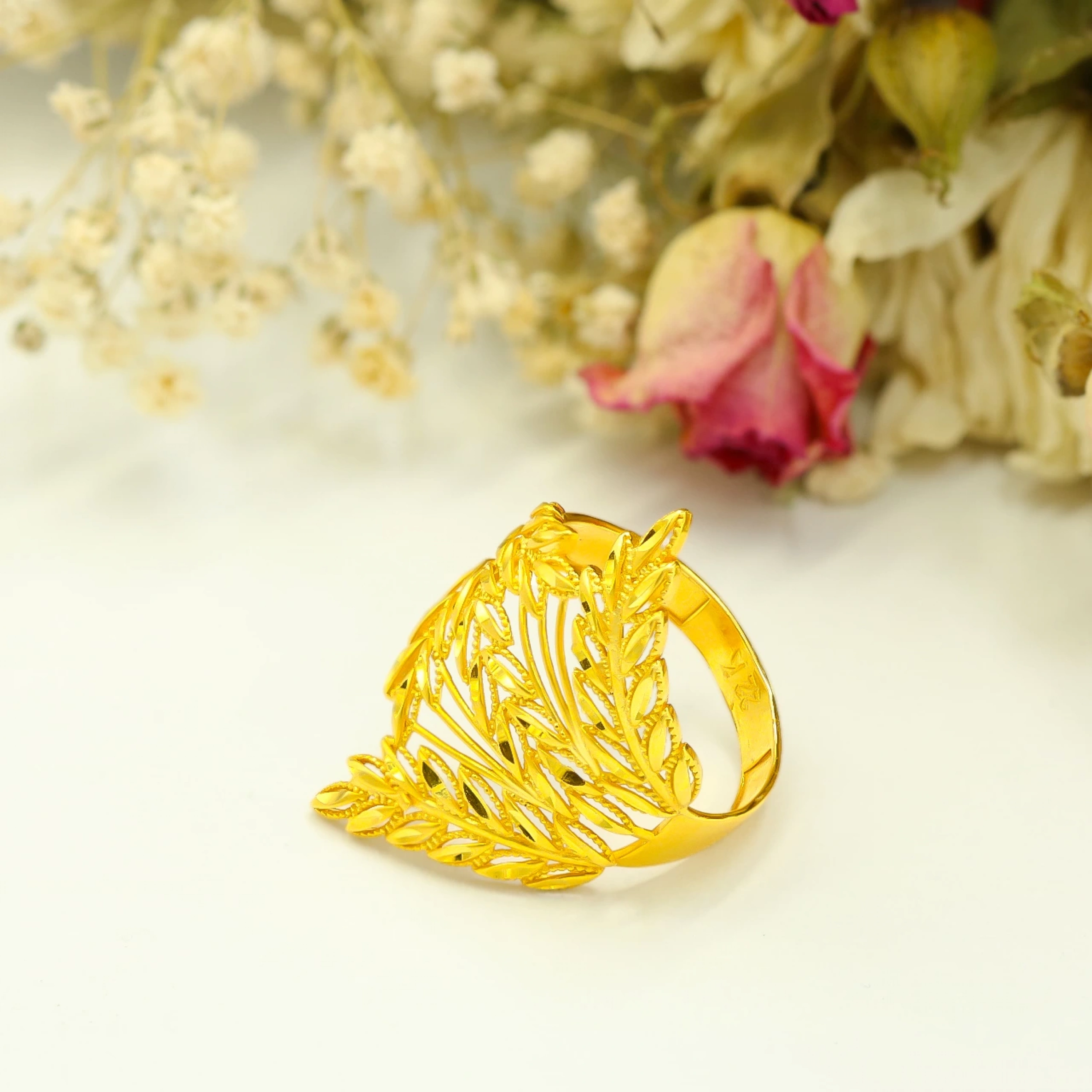Yaprak Desenli 22 Ayar Altın Yüzük