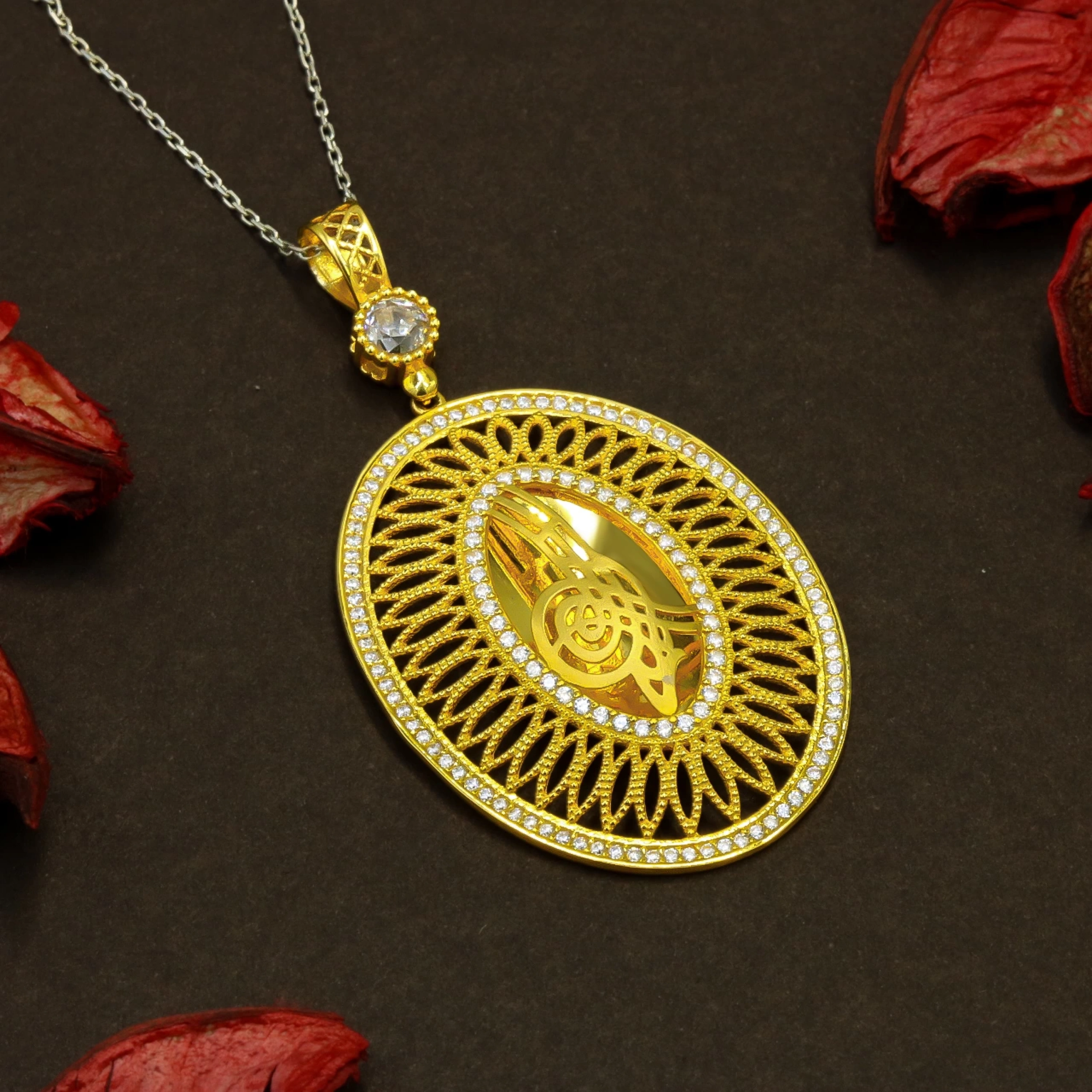 Yapraklı Oval 8 Ayar Altın Tuğra Kolye Ucu