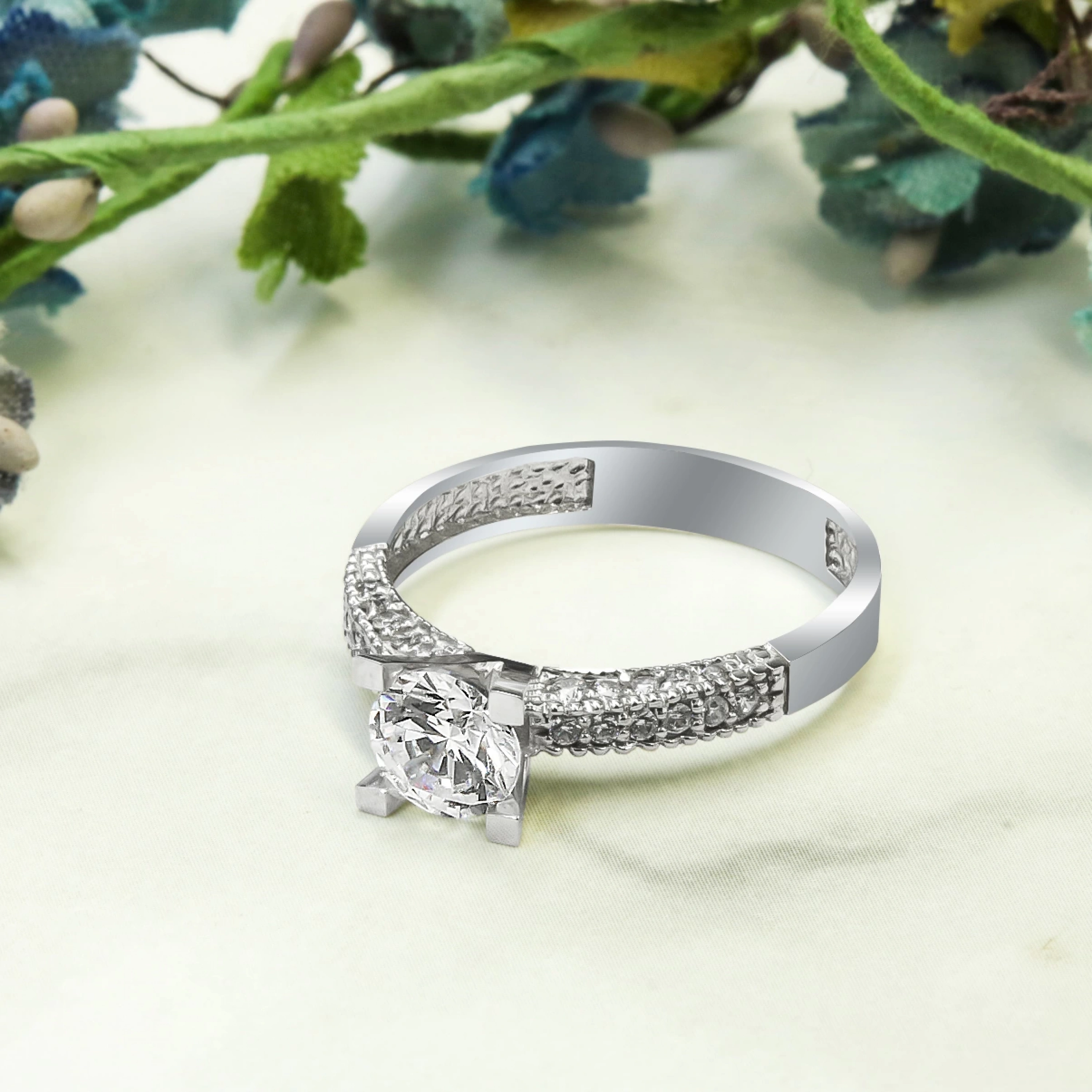 Yarımtur Tektaş 14 Ayar Altın Yüzük