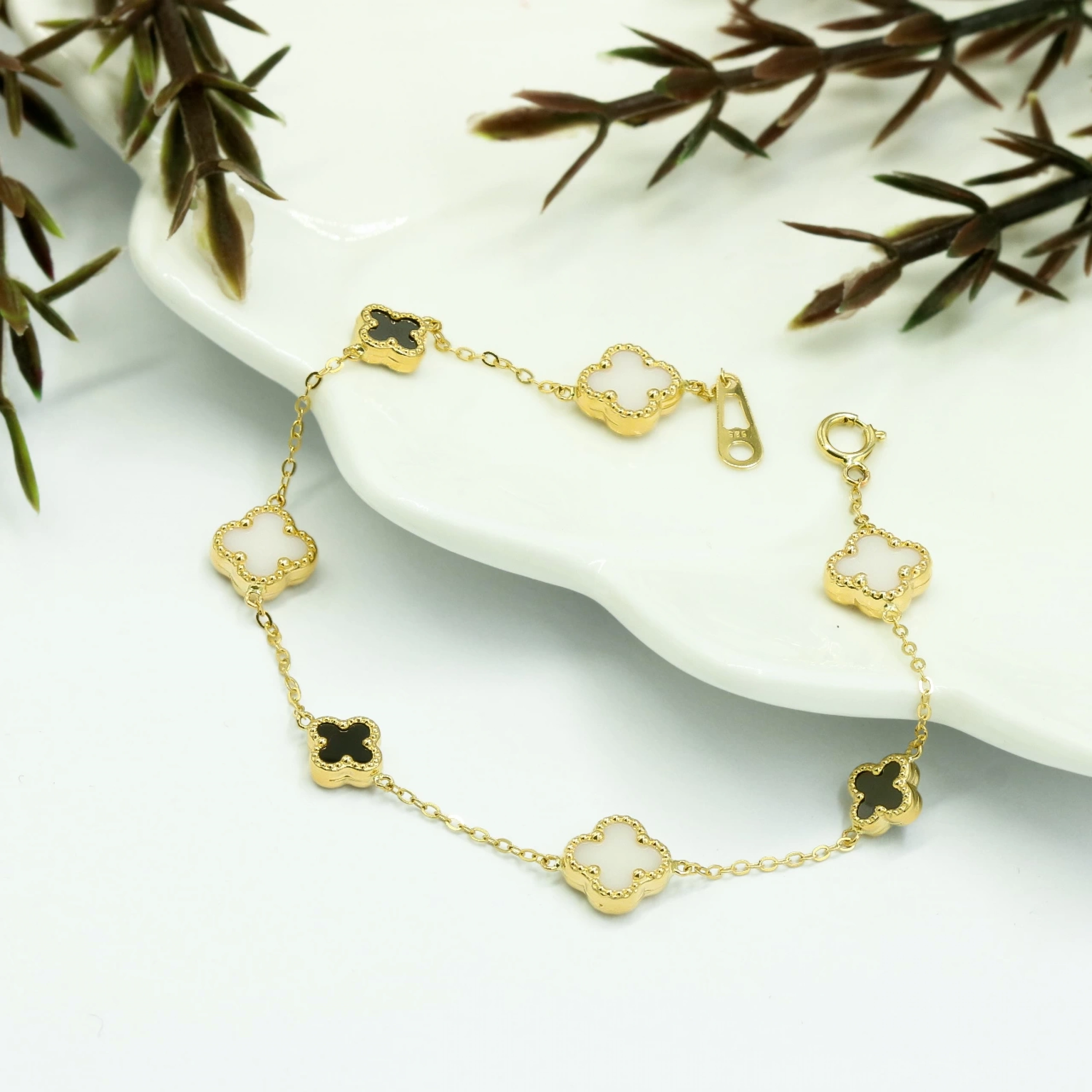 Yedili Yonca 14 Ayar Altın Bileklik