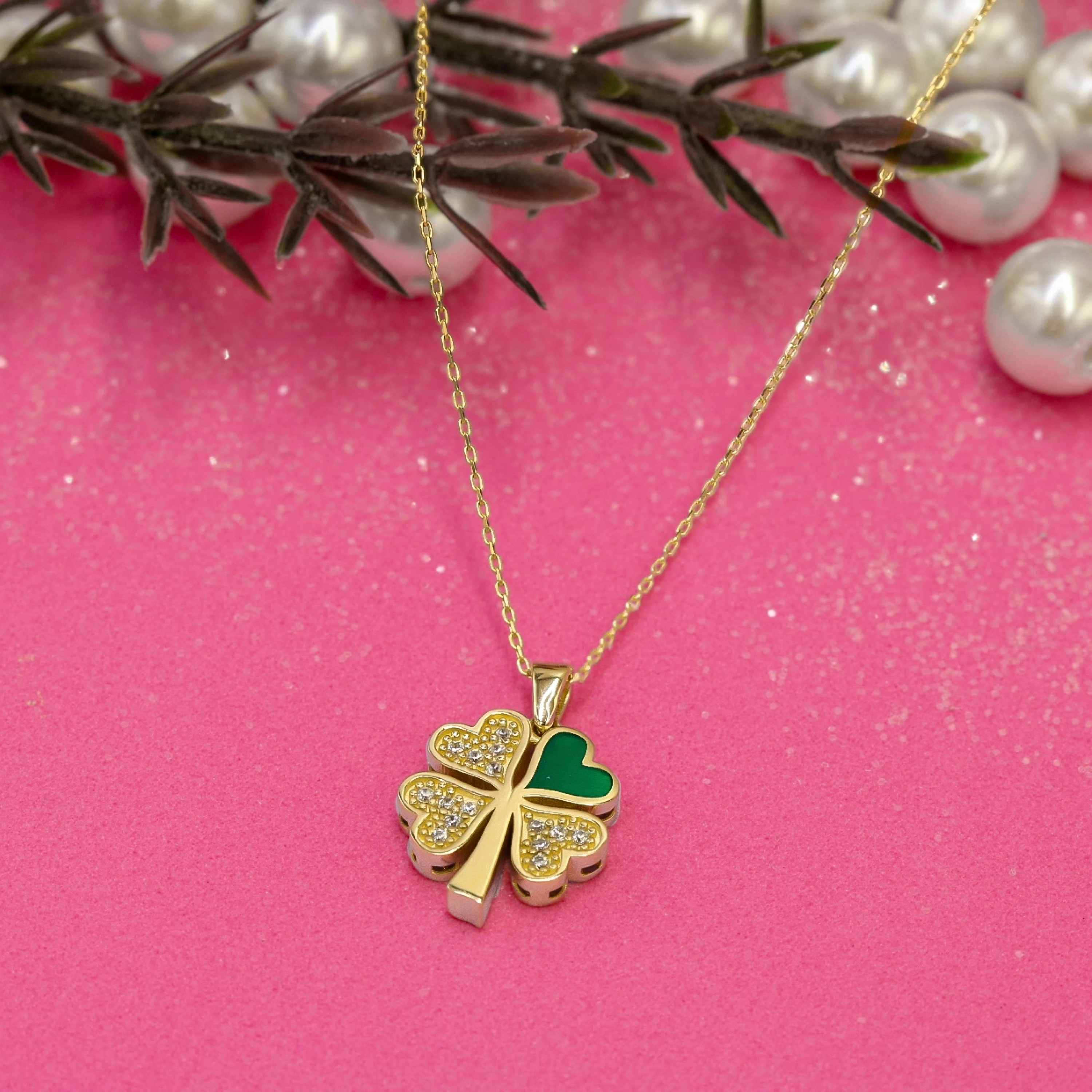 Yeşil Kalp Yonca 14 Ayar Altın Kolye