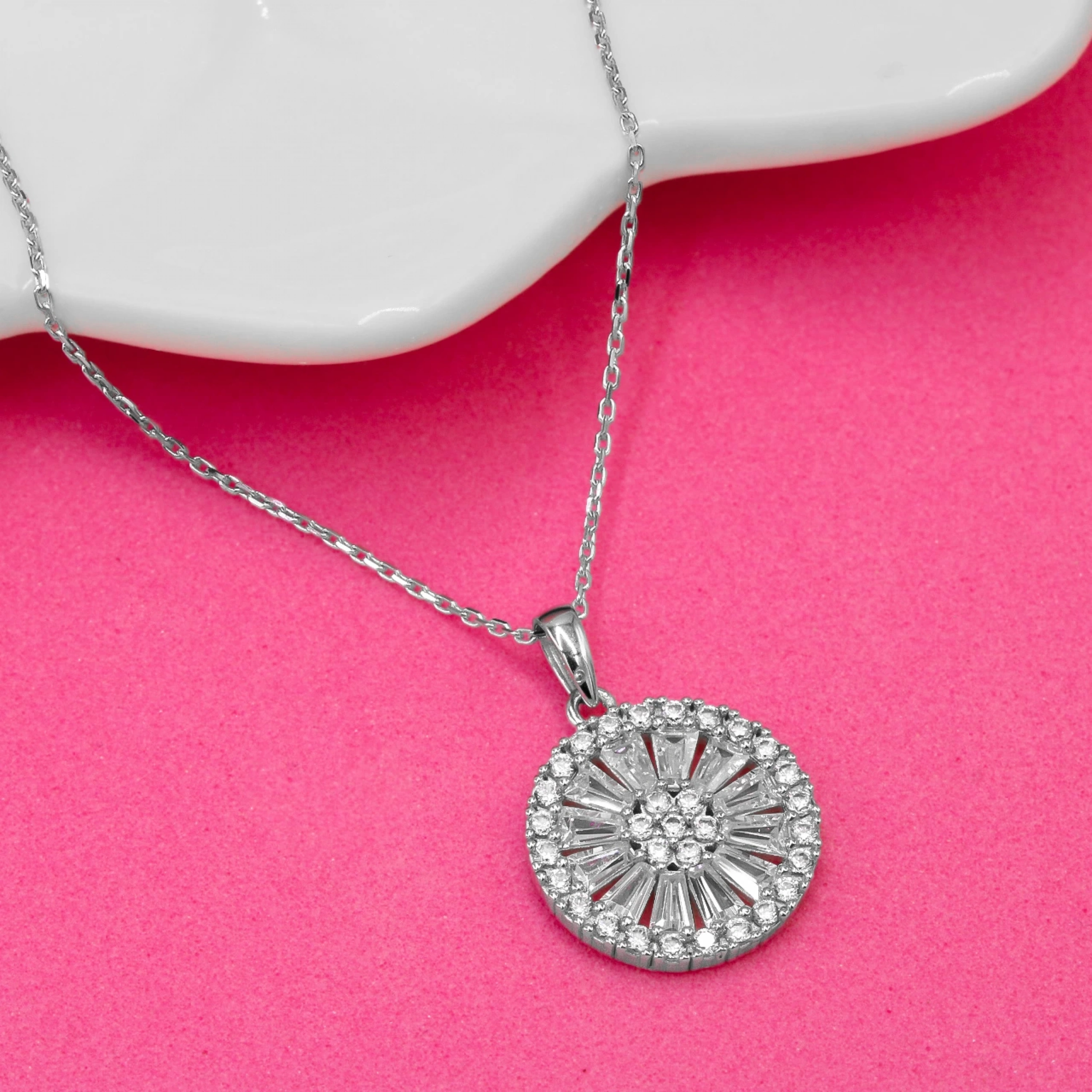 Yuvarlak Baget 8 Ayar Altın Kolye