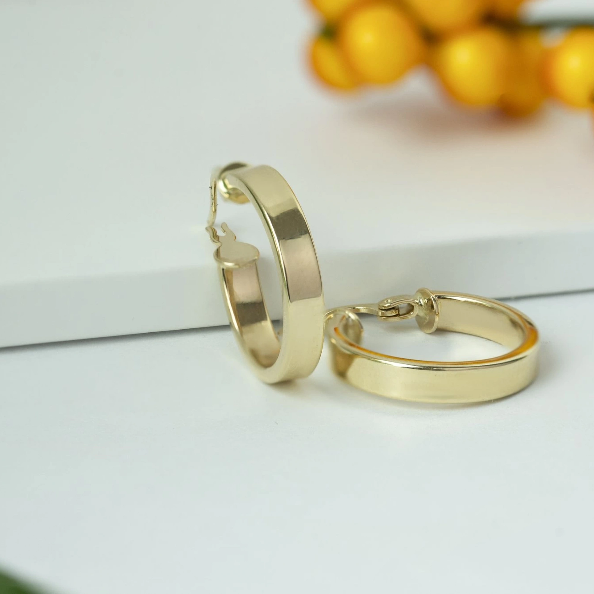 1.8 Cm Çaplı Halka 14 Ayar Altın Küpe