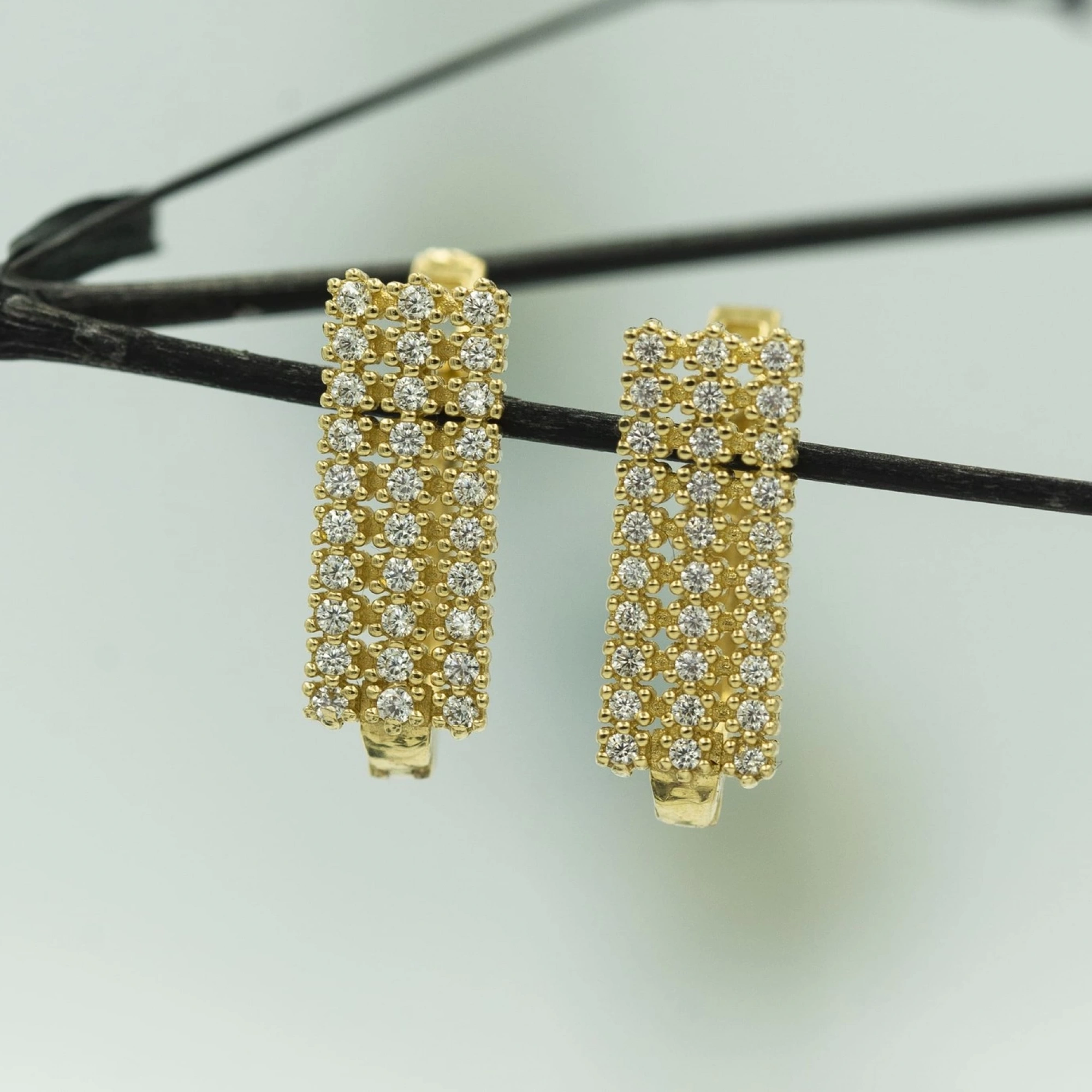 Dikdörtgen Taşlı Model 14 Ayar Altın Küpe