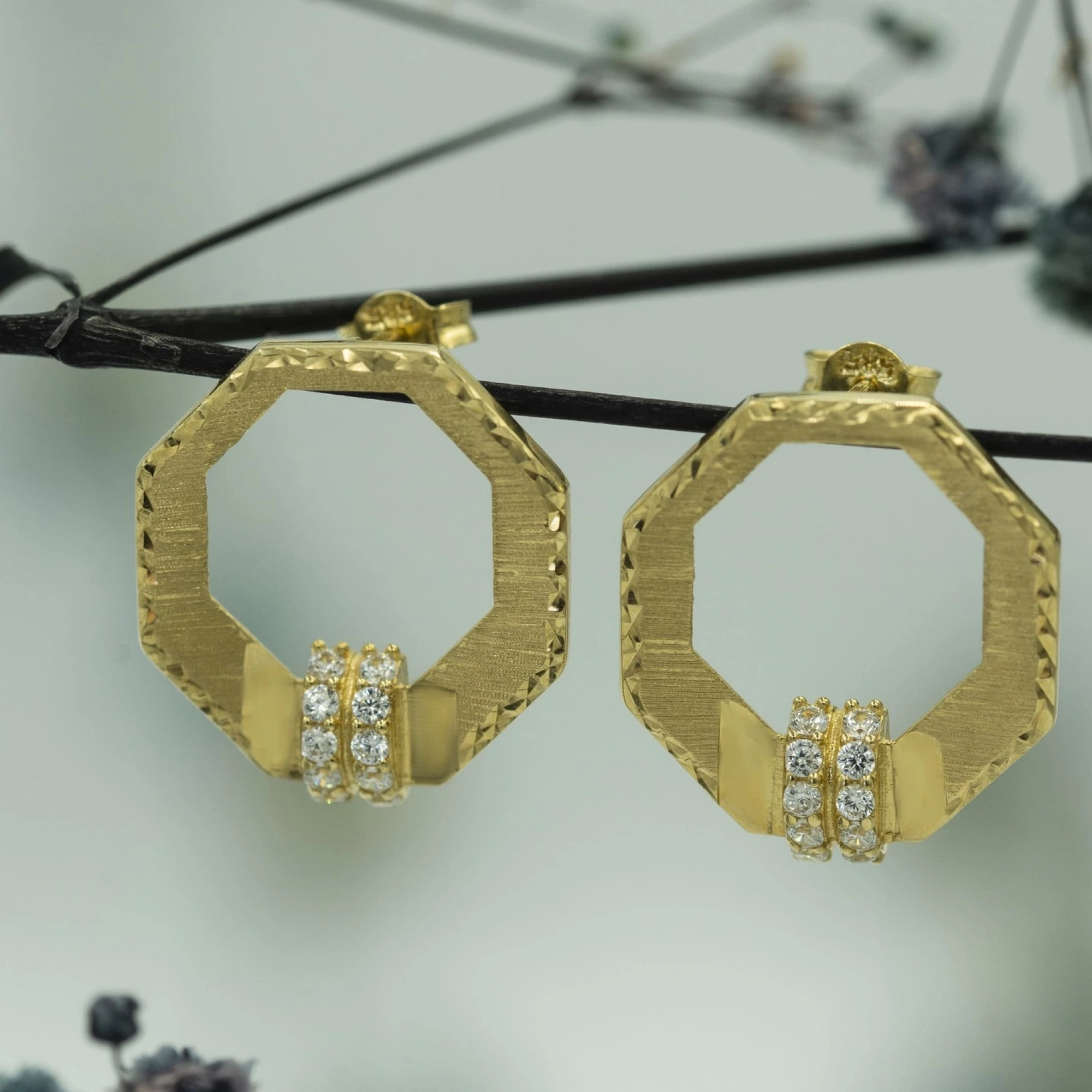 Sekizgen 14 Ayar Altın Küpe