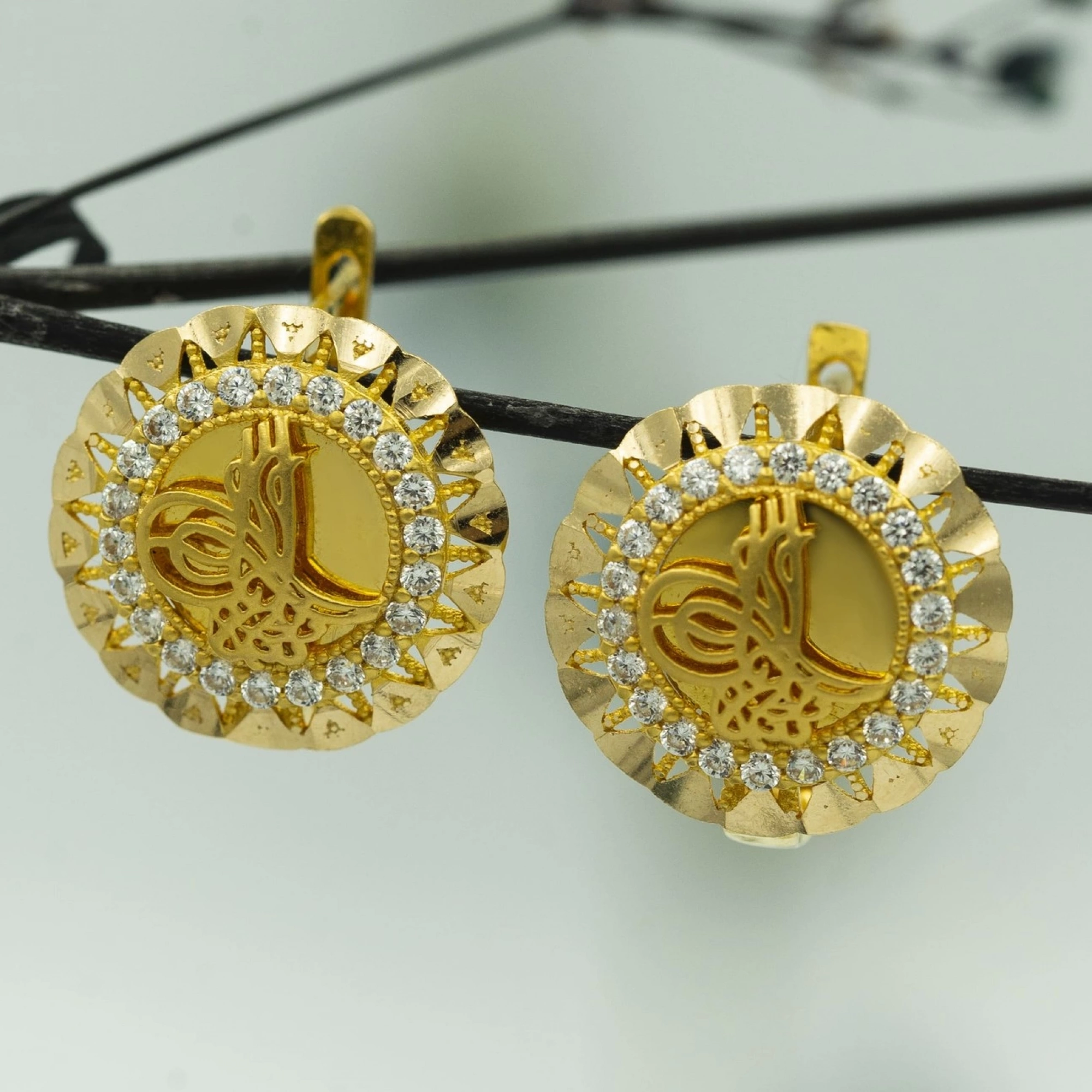 Tuğralı 14 Ayar Altın Küpe