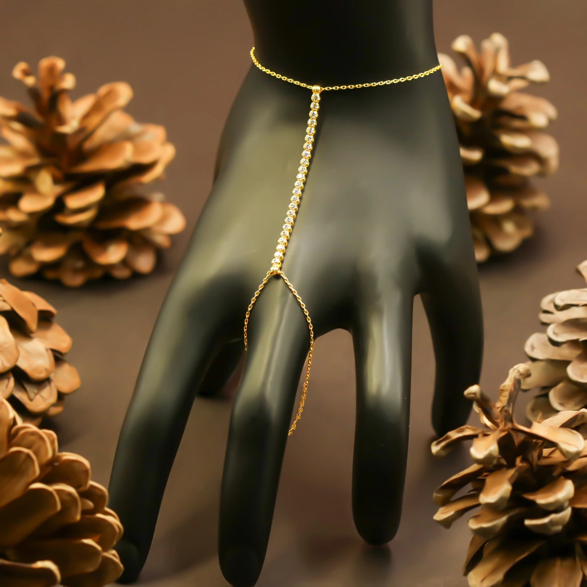 14 Ayar Taşlı Şahmeran Altın Bileklik