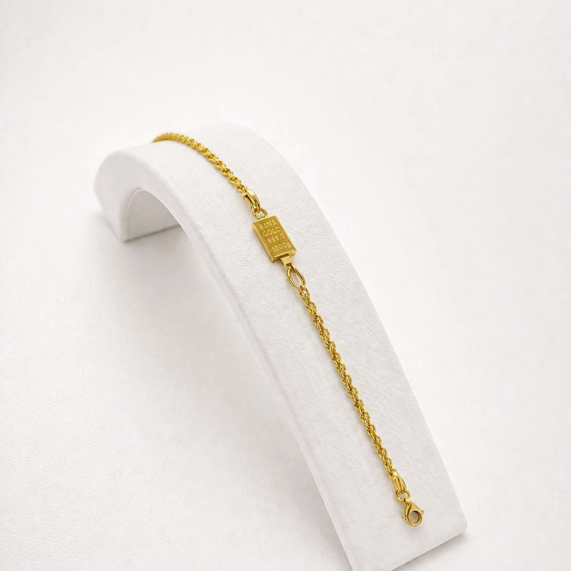 Külçe 14 Ayar Altın Bileklik  (19 cm)
