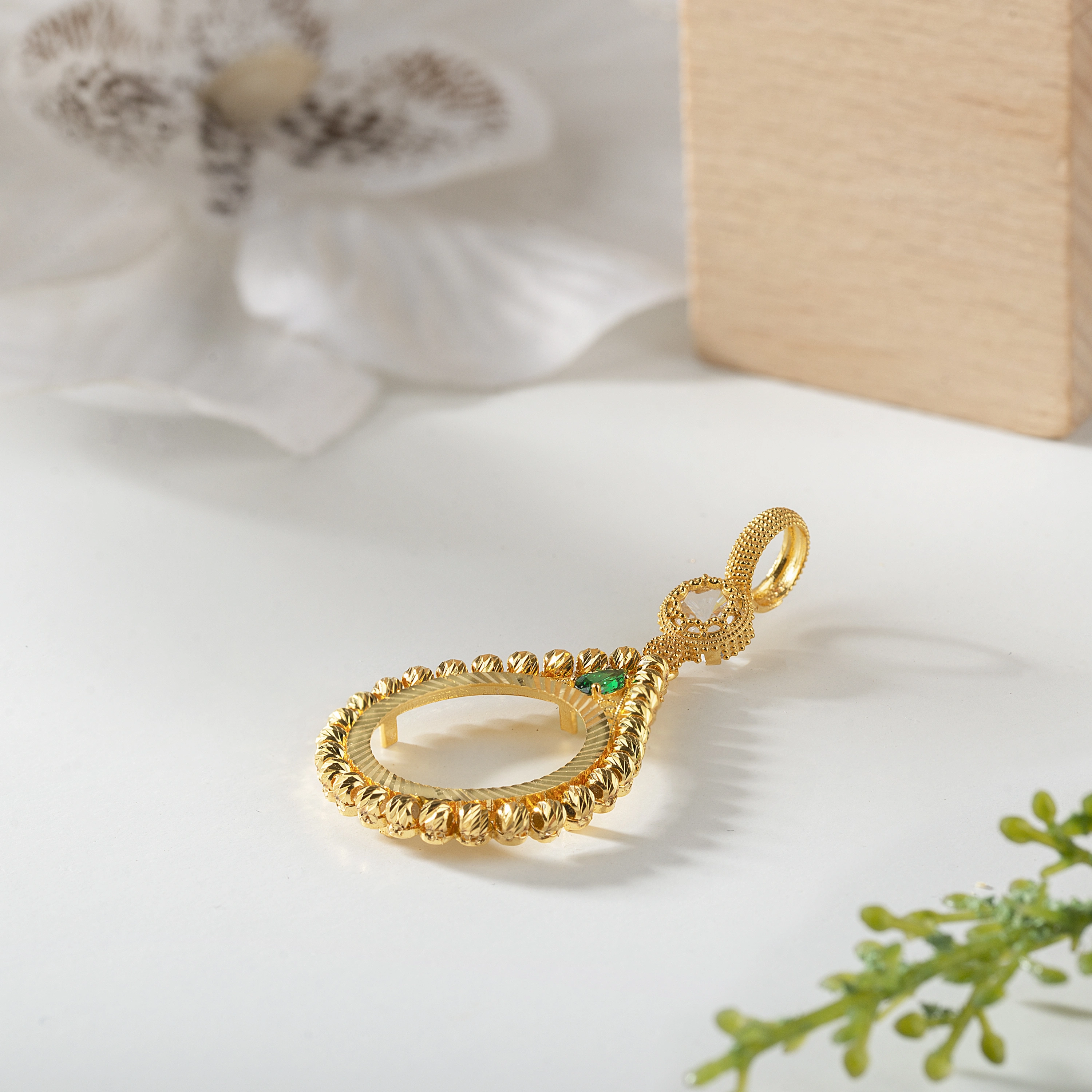 Dorika Toplu 14 Ayar Çeyrek Altın Çerçeve