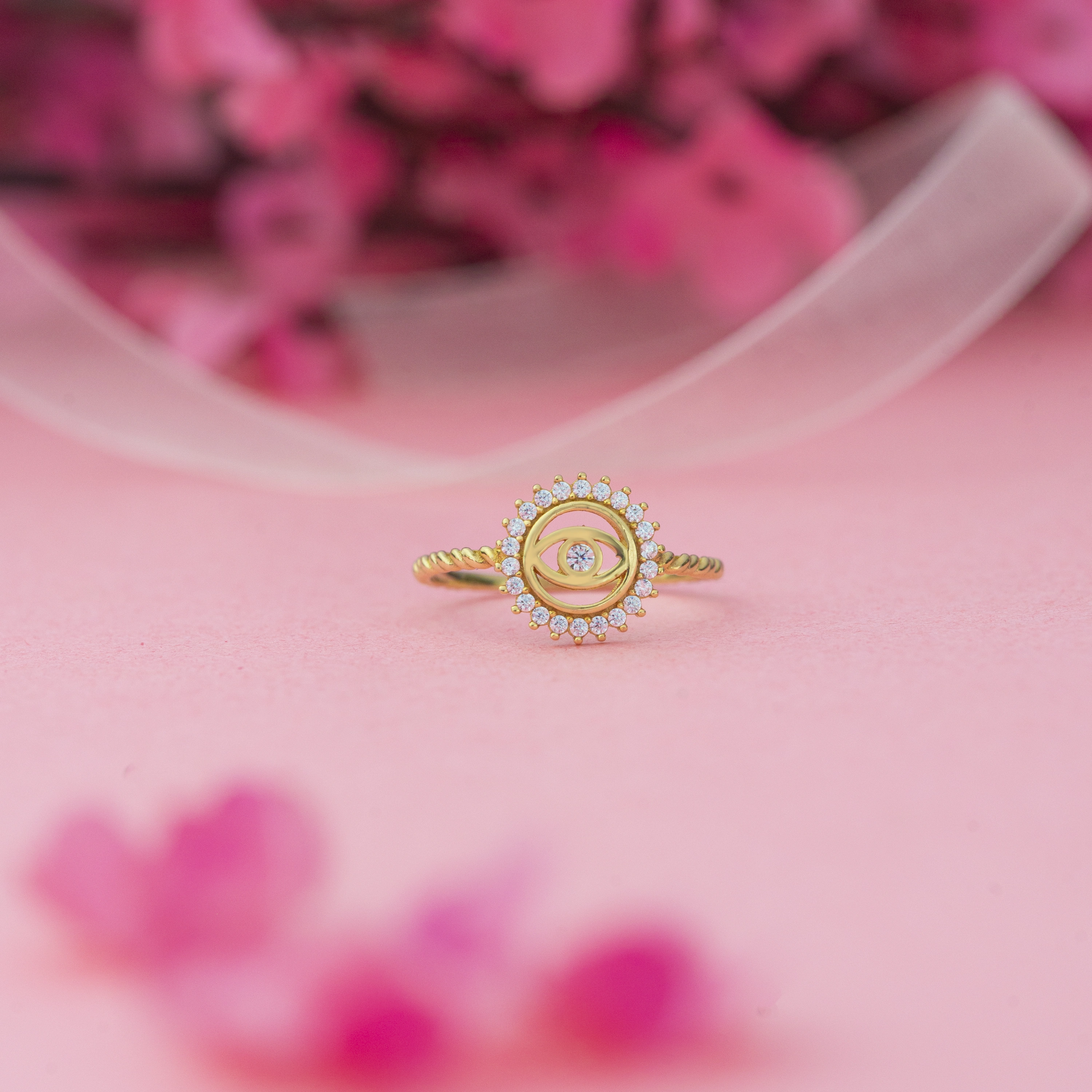 Göz Detaylı Taşlı 8 Ayar Altın Yüzük