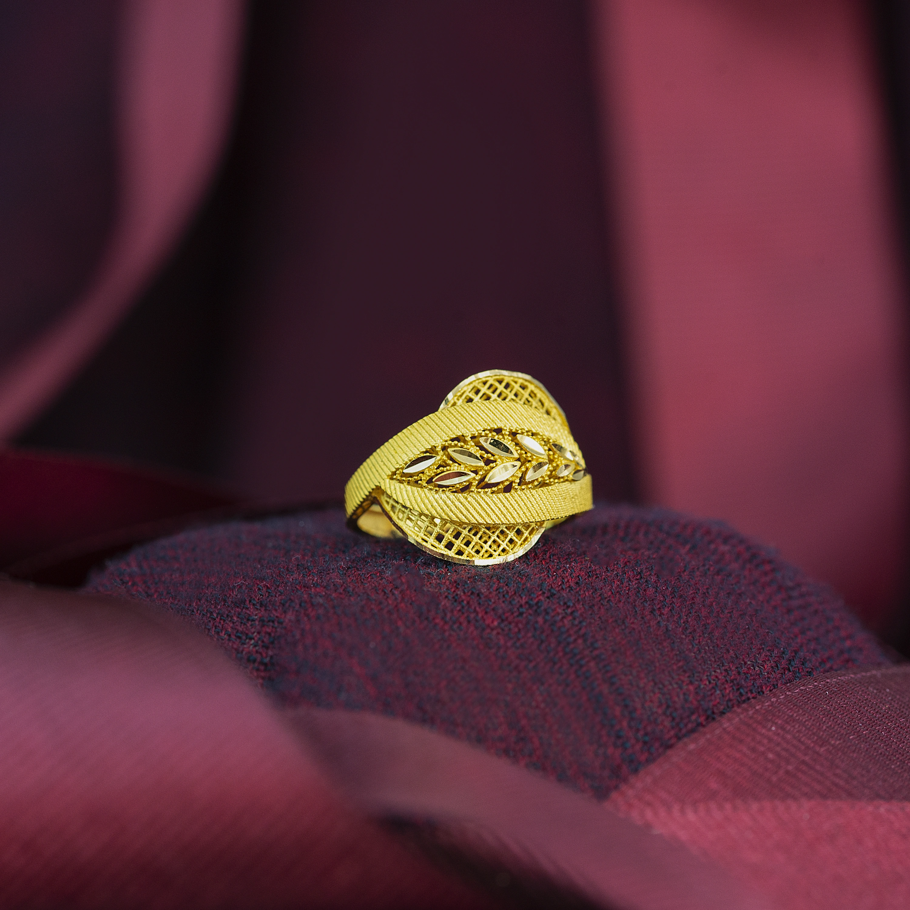 Hasır Model 22 Ayar Altın Yüzük