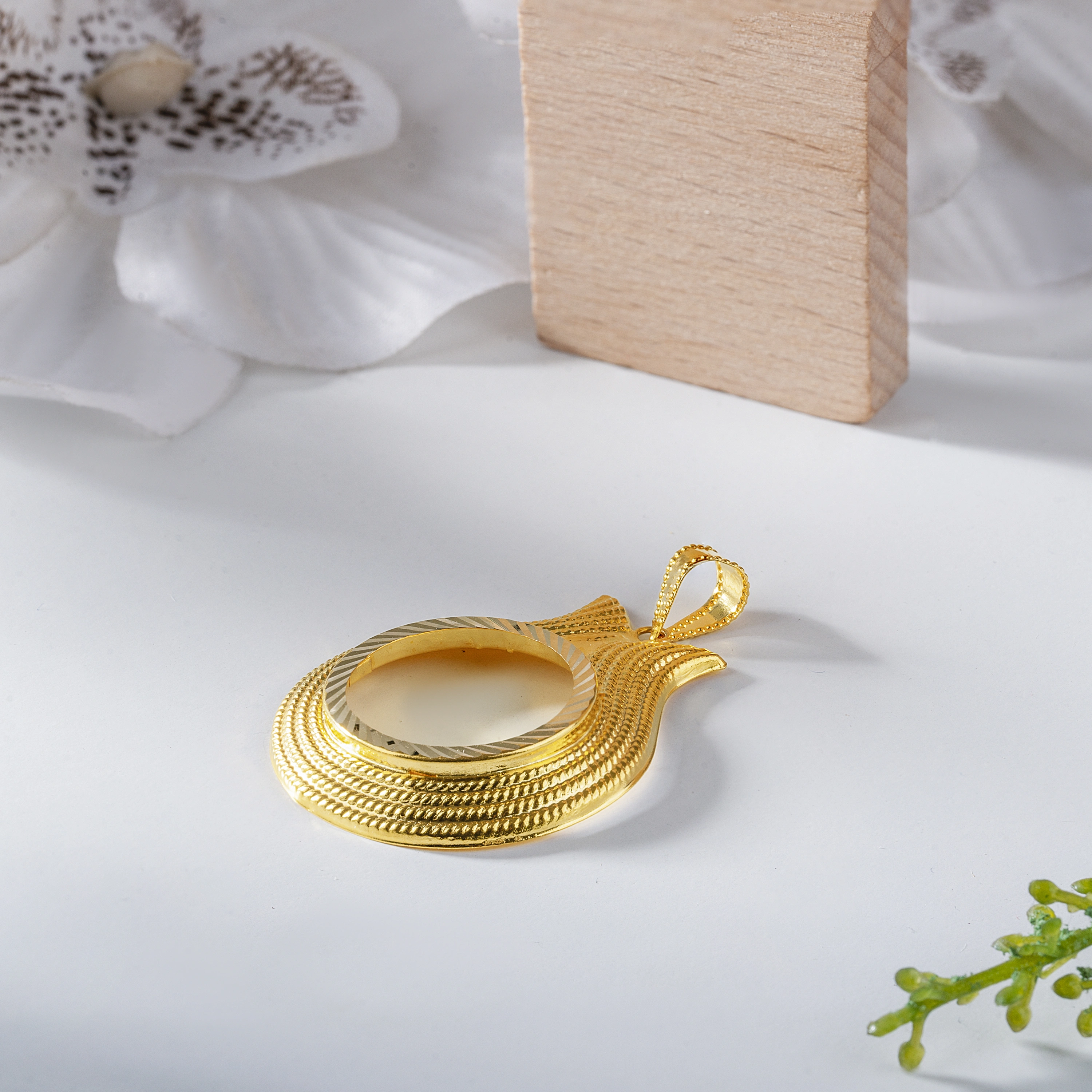 Lale Model 14 Ayar Tam Altın Çerçeve