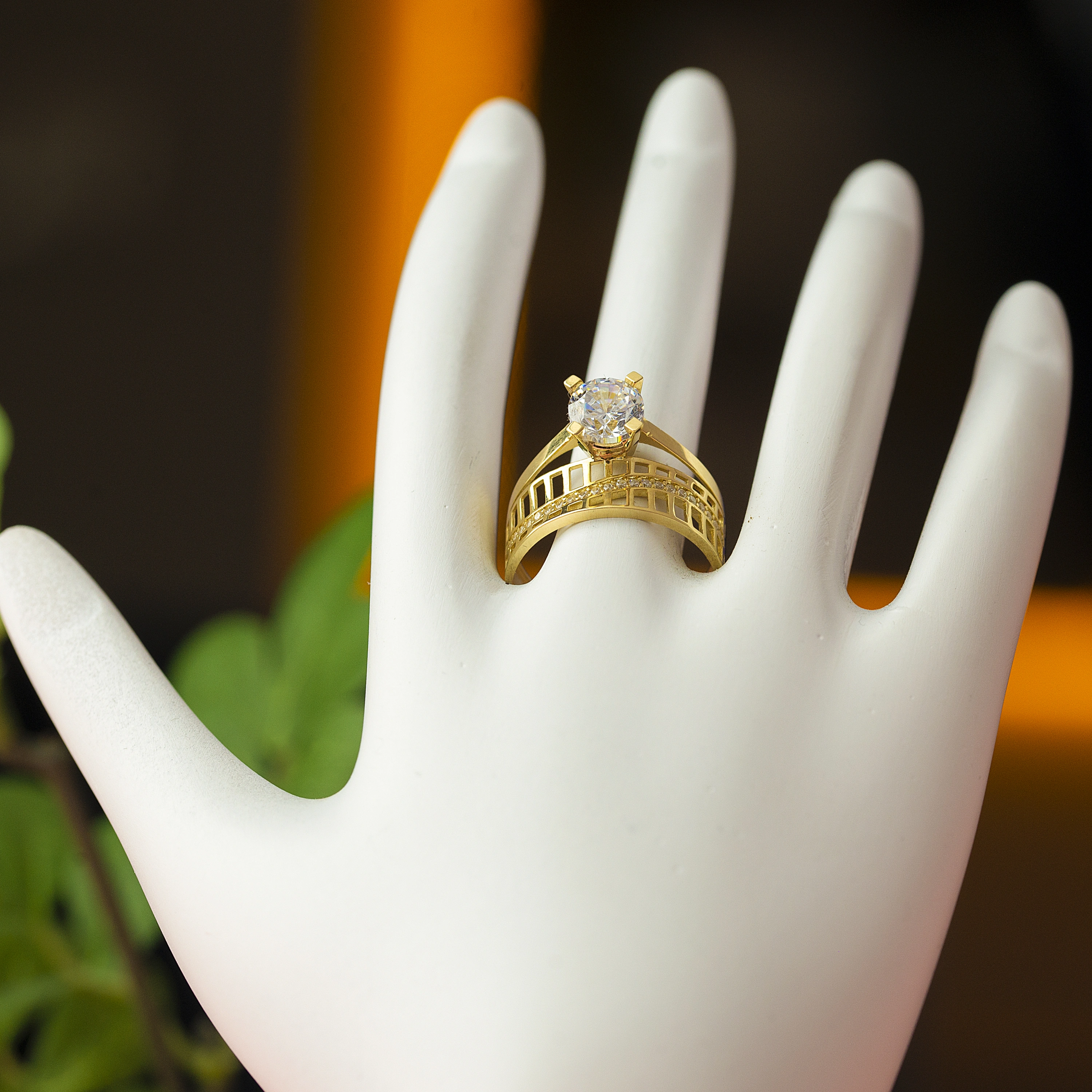 Tektaş Dikdörtgen Kesim 14 Ayar Altın Yüzük