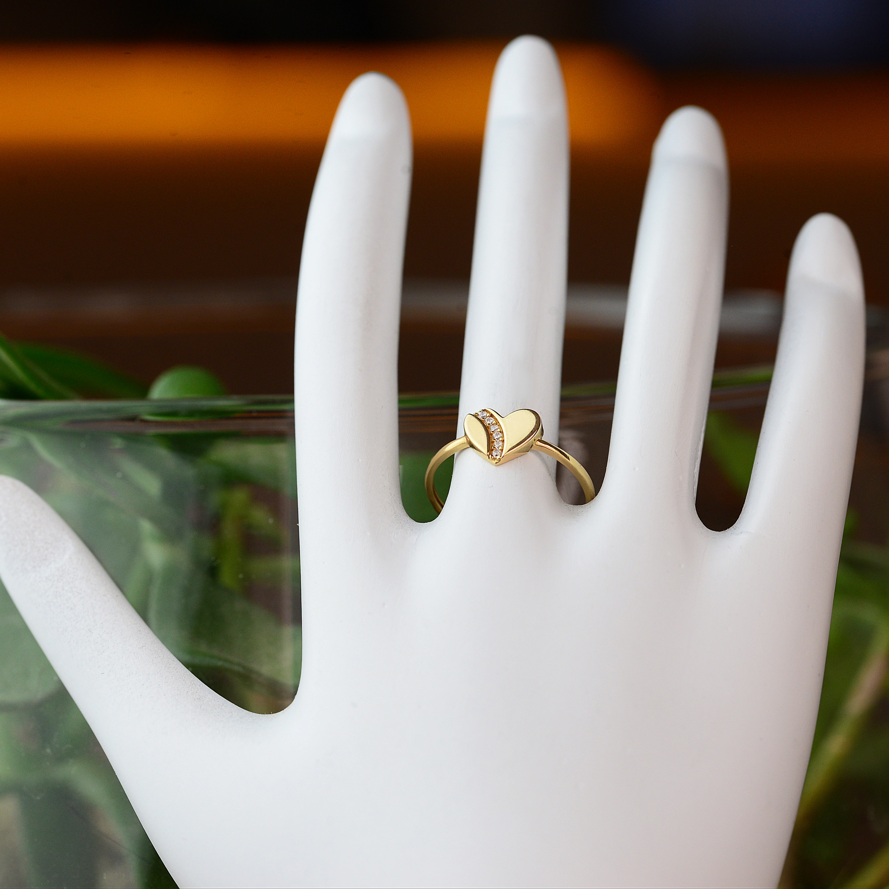 Taş Detaylı Kalp 8 Ayar Altın Yüzük