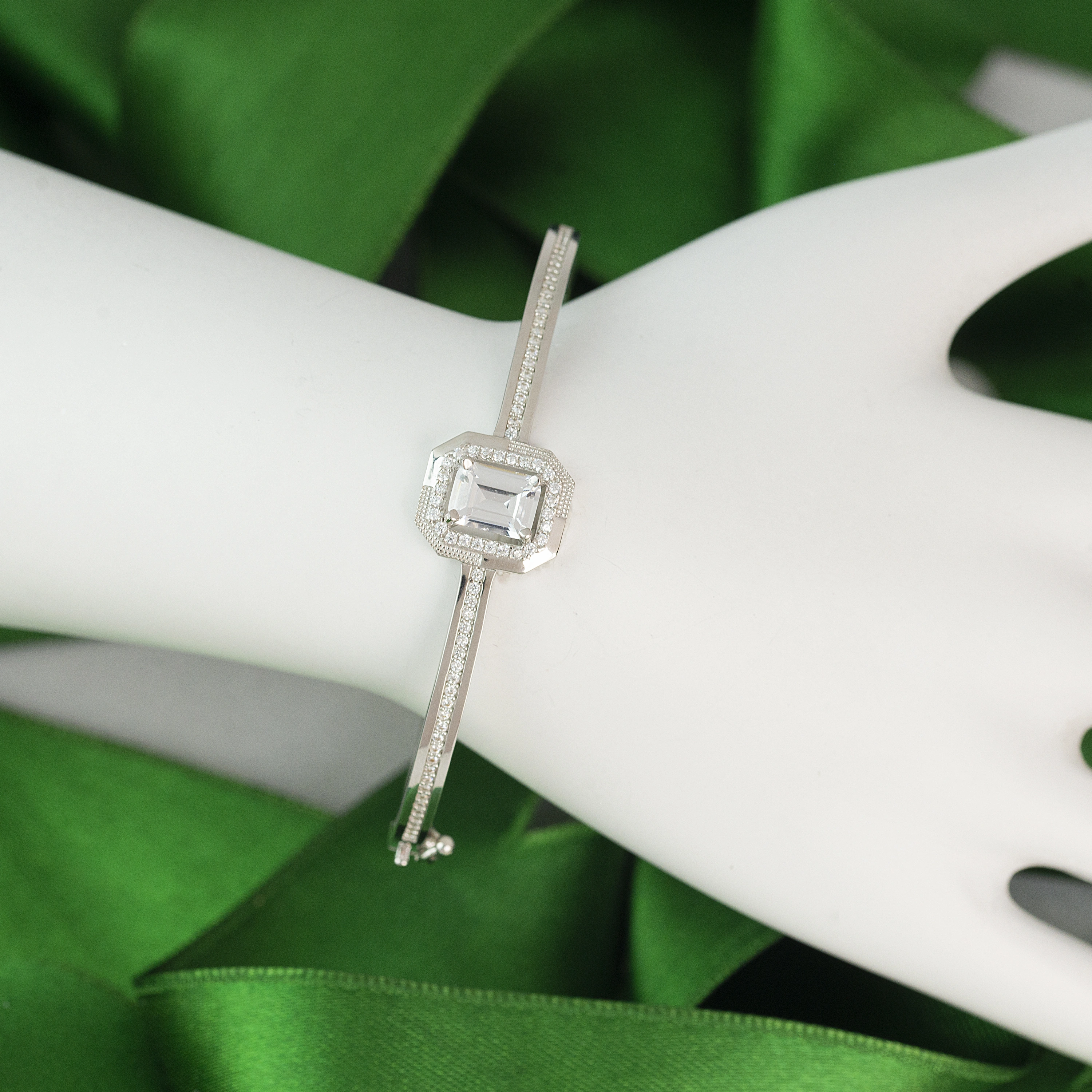 Taşlı Baget 8 Ayar Kelepçe Bilezik