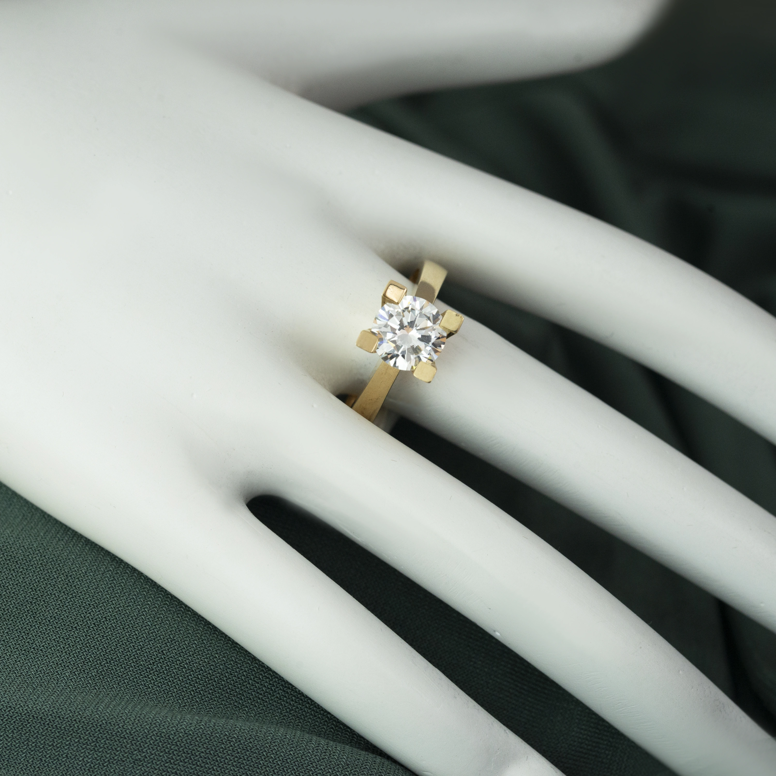 Tektaş 8 Ayar Altın Yüzük