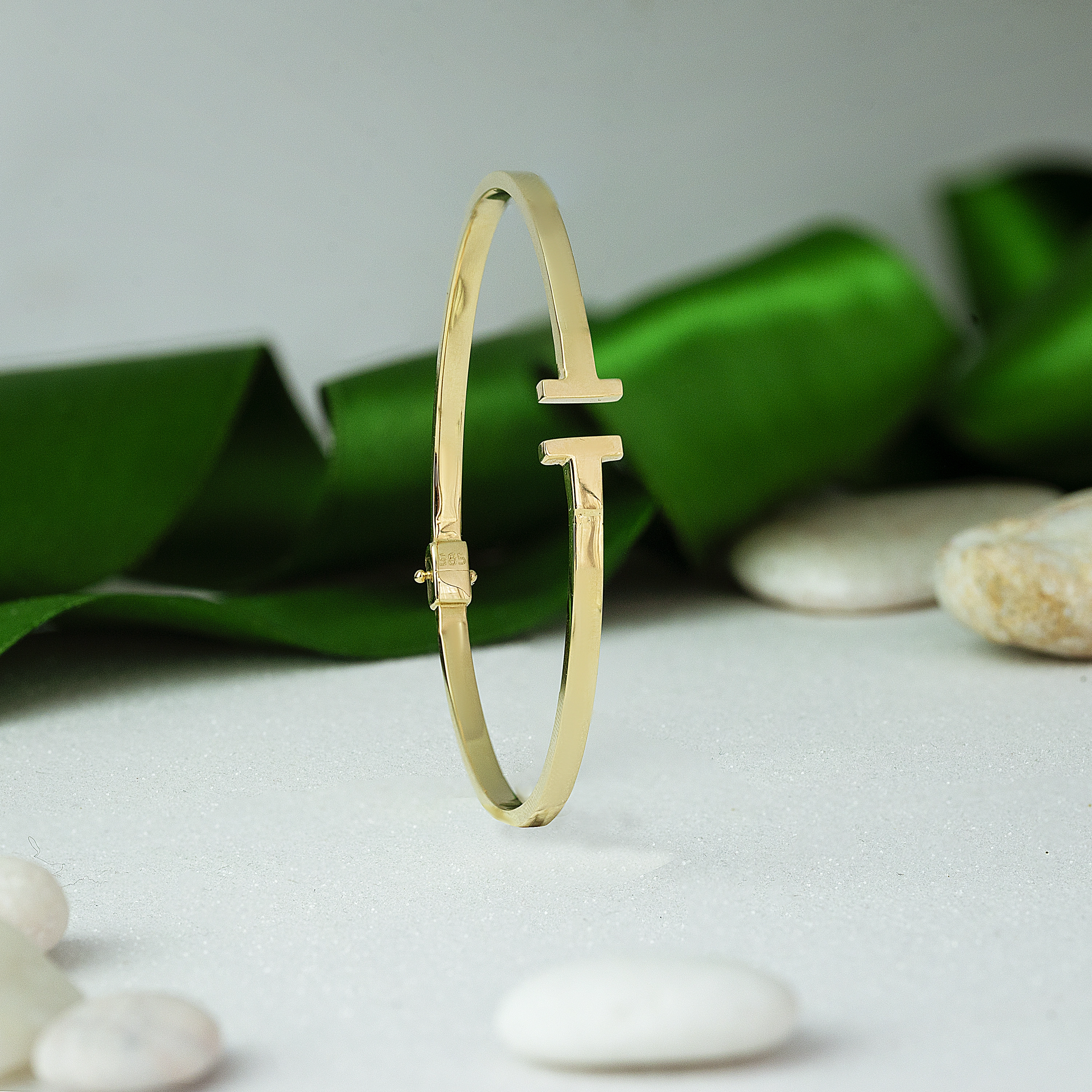 Trend Hafif 14 Ayar Kelepçe Bilezik