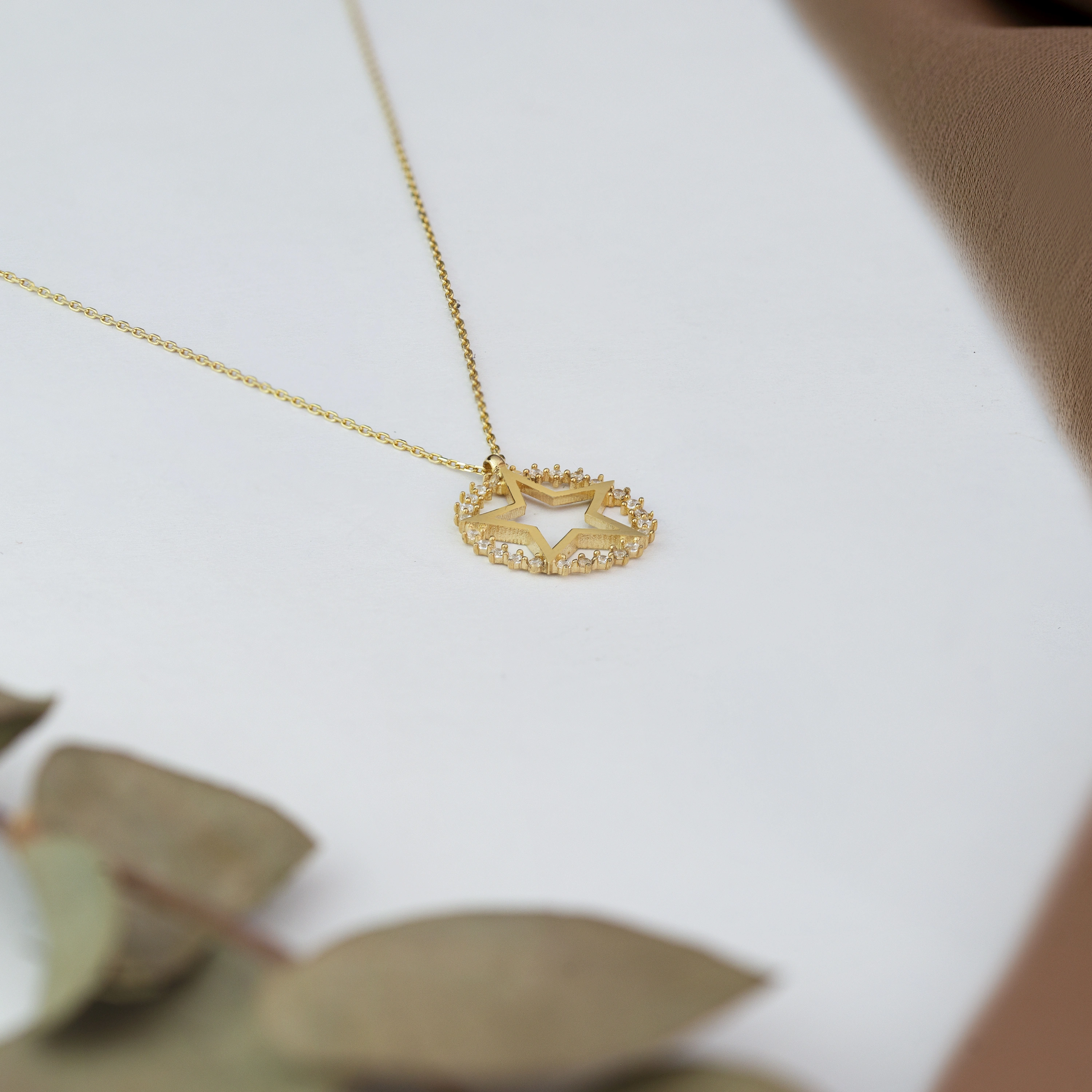 Yıldız Taşlı 14 Ayar Altın Kolye